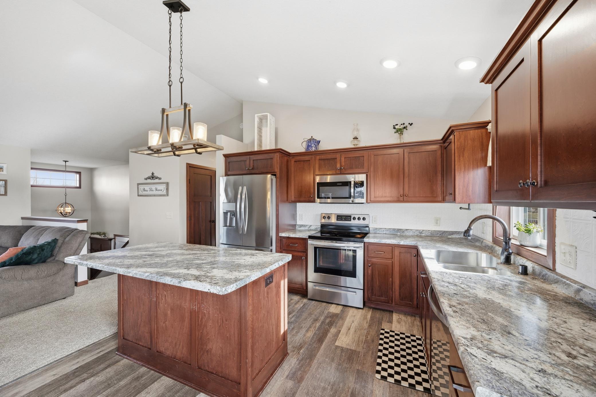 5th image of 360 2Nd Street Ct Sw, Rice, MN 56367 | MLS# 7112290