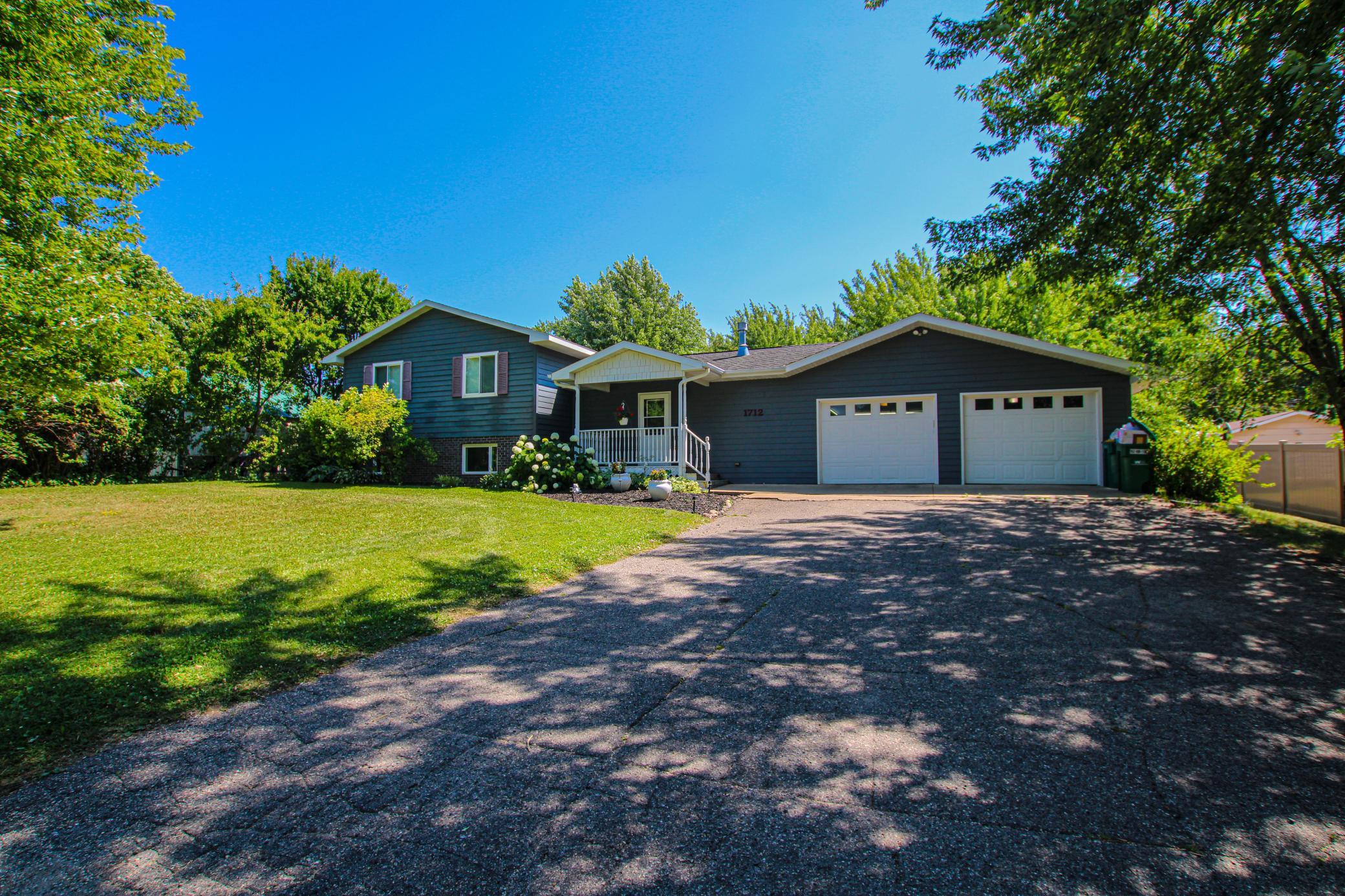 2nd image of 1712 Cranberry Ln Ne, Alexandria, MN 56308 | MLS# 7112318