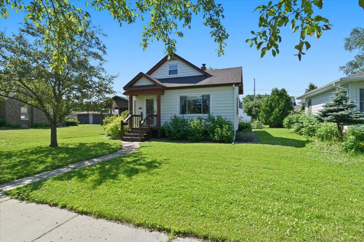 4th image of 816 N 19Th St, Superior, WI 54880 | MLS# 7112322