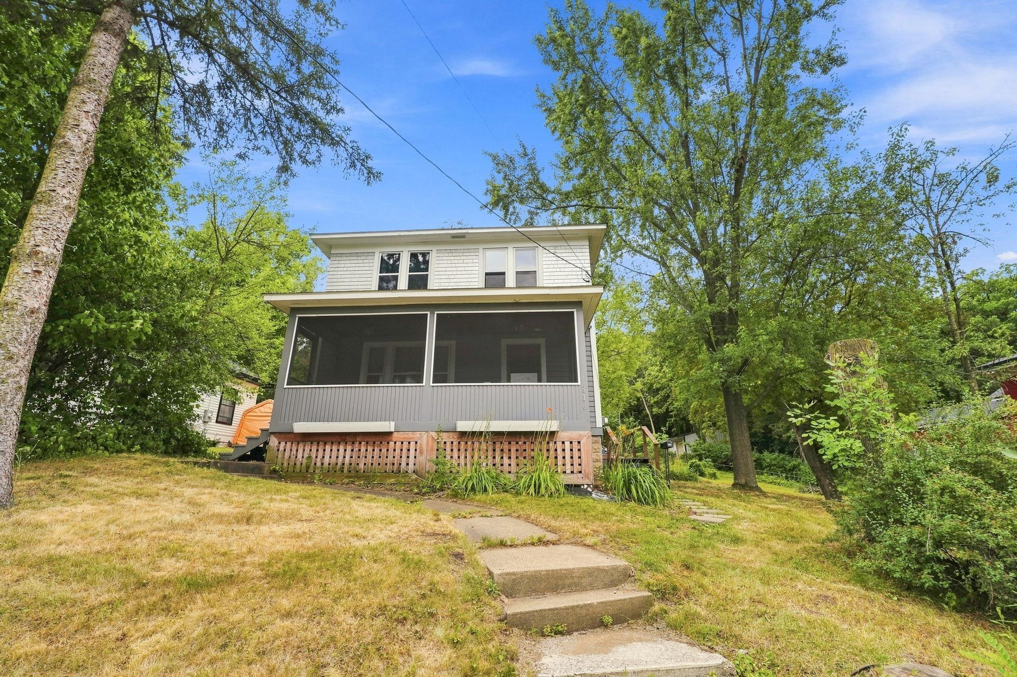 5th image of 816 Vine St, Hudson, WI 54016 | MLS# 7112365