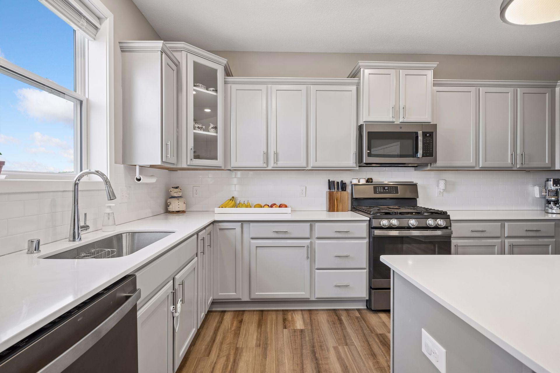 4th image of 19302 Meadow View Ln, Maple Grove, MN 55311 | MLS# 7112379