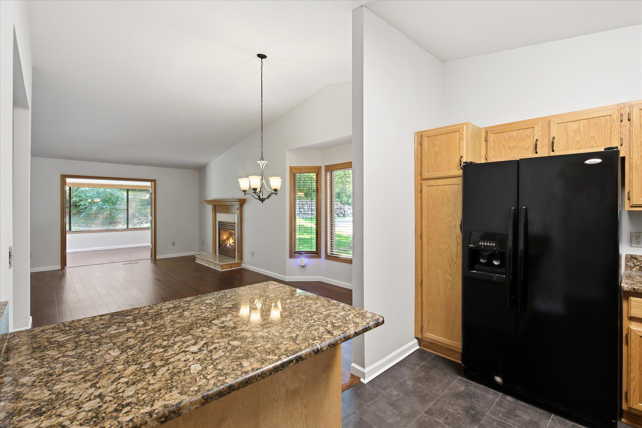 4th image of 13104 Gemstone Ct, Saint Paul, MN 55124 | MLS# 7112387