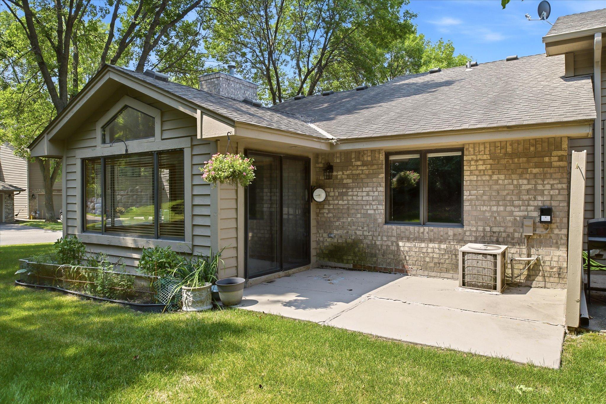 25th image of 13104 Gemstone Ct, Saint Paul, MN 55124 | MLS# 7112387
