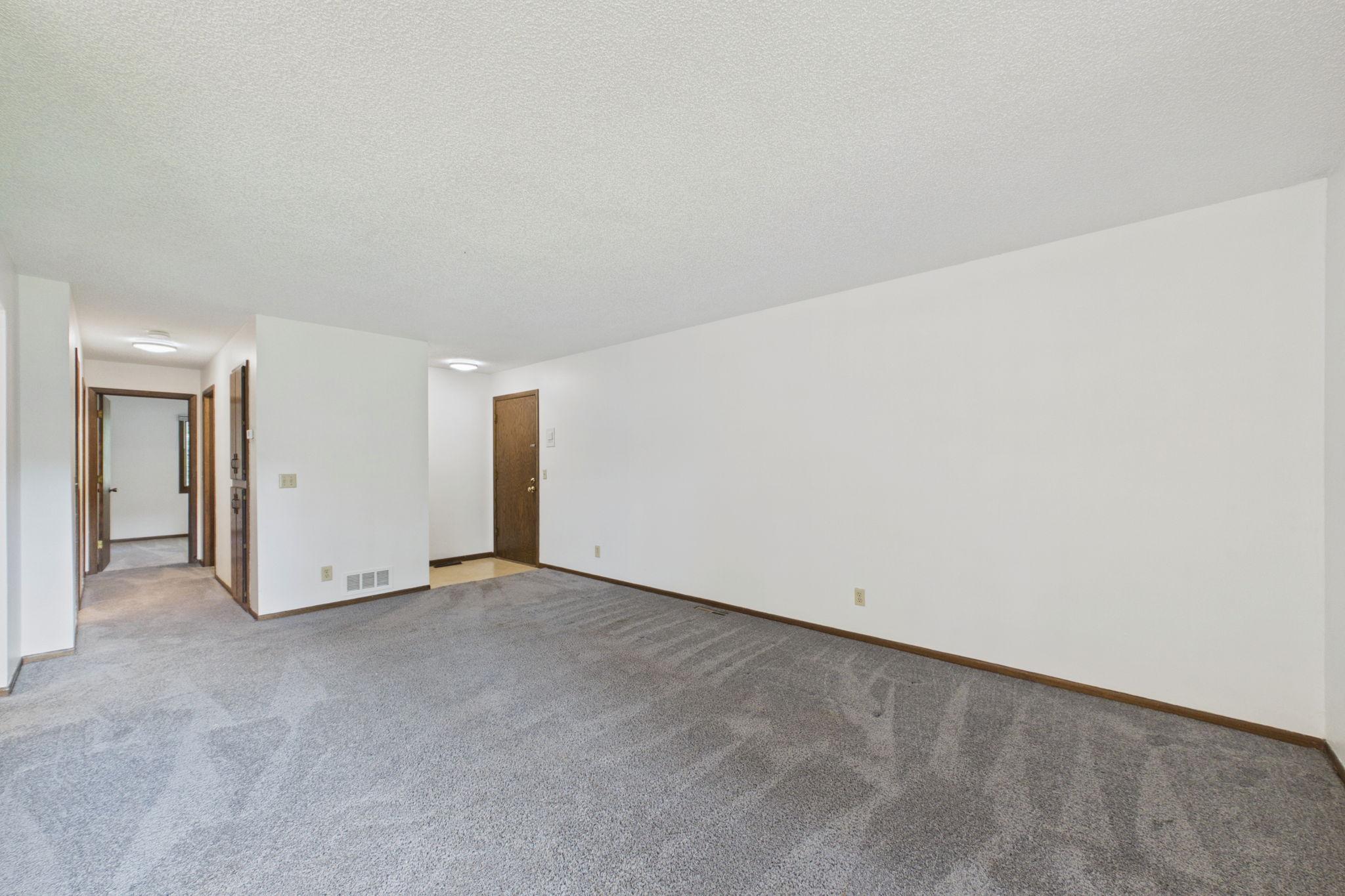 4th image of 12161 Grouse St NW, Coon Rapids, MN 55448