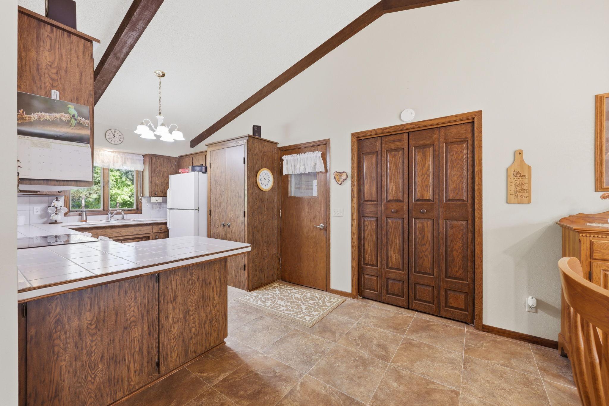 3rd image of 33612 Shorewood Dr, Avon, MN 56310 | MLS# 7112417