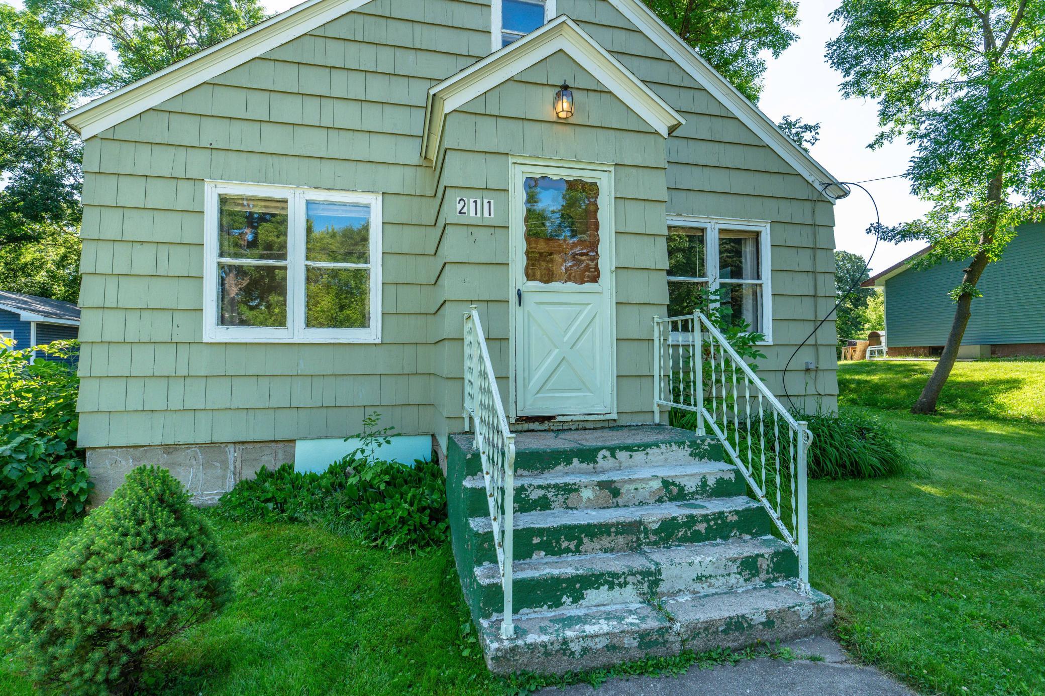 3rd image of 211 5Th St Se, Pelican Rapids, MN 56572 | MLS# 7112509