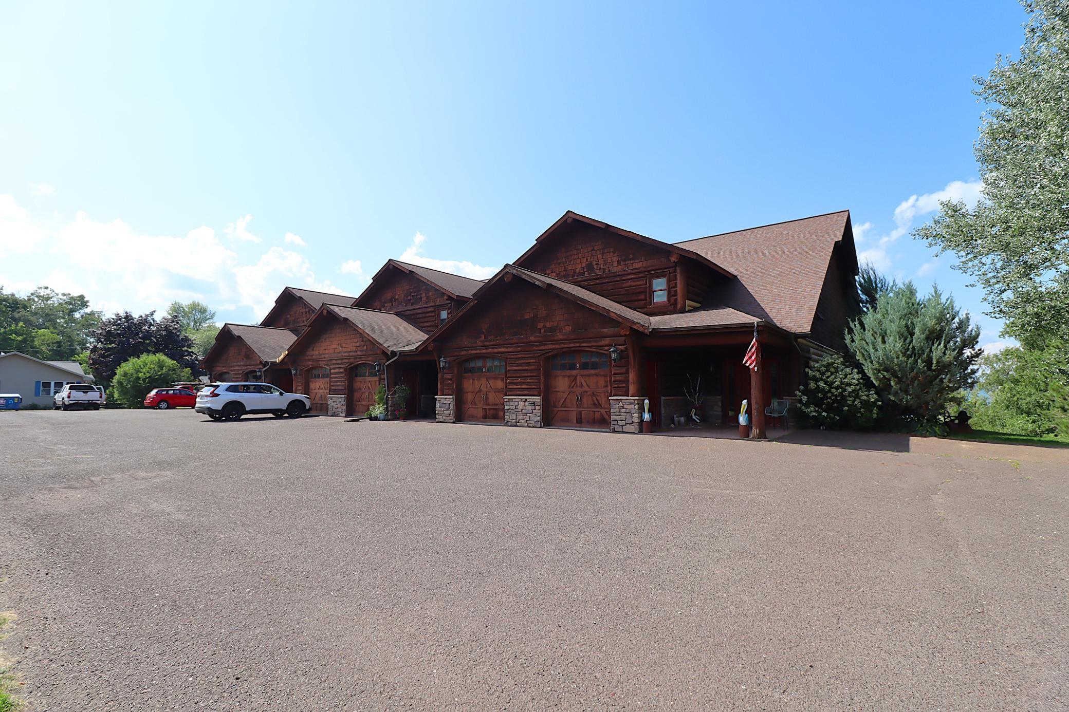 Homes for sale in Ashland, WI | 2729 Lake Shore Dr E #4, Ashland, WI 54806 | MLS# 7112514