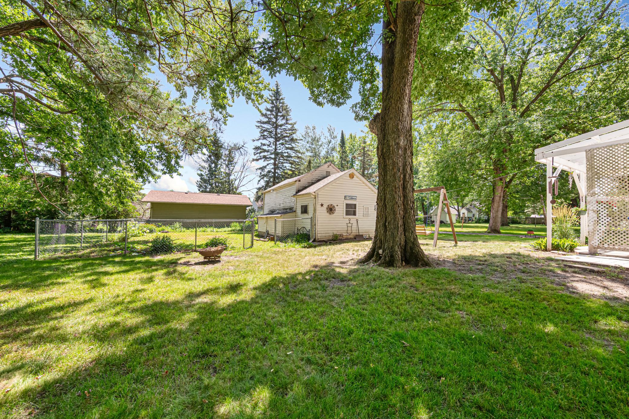 2nd image of 545 Willow St, Faribault, MN 55021 | MLS# 7112560