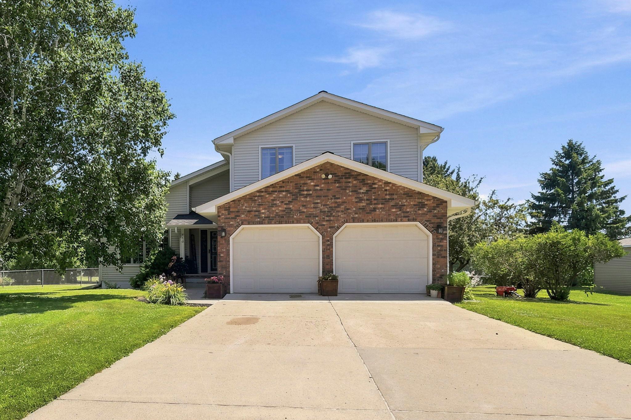 2nd image of 510 Circle Ln, Arlington, MN 55307 | MLS# 7112597