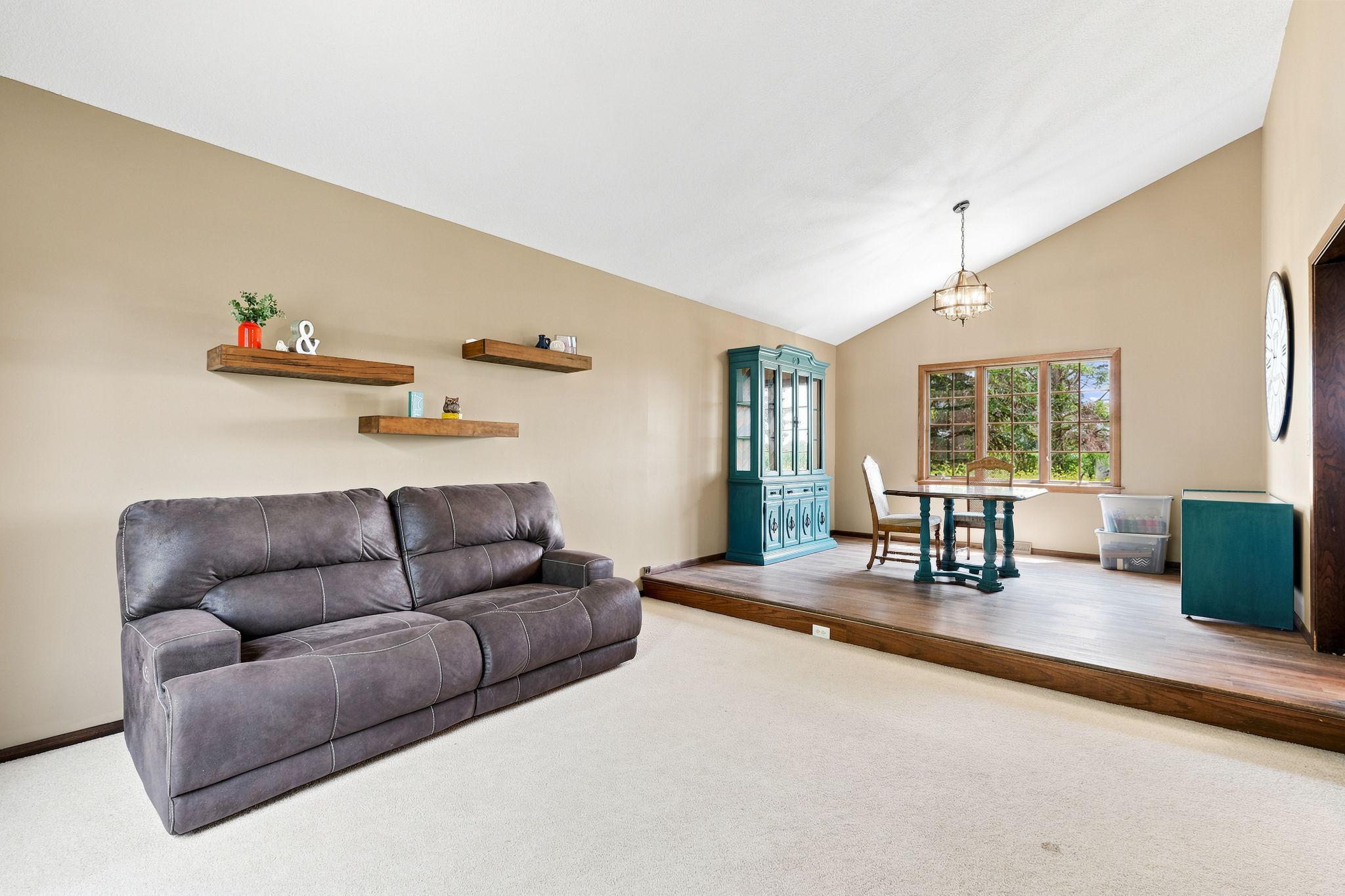 5th image of 510 Circle Ln, Arlington, MN 55307 | MLS# 7112597