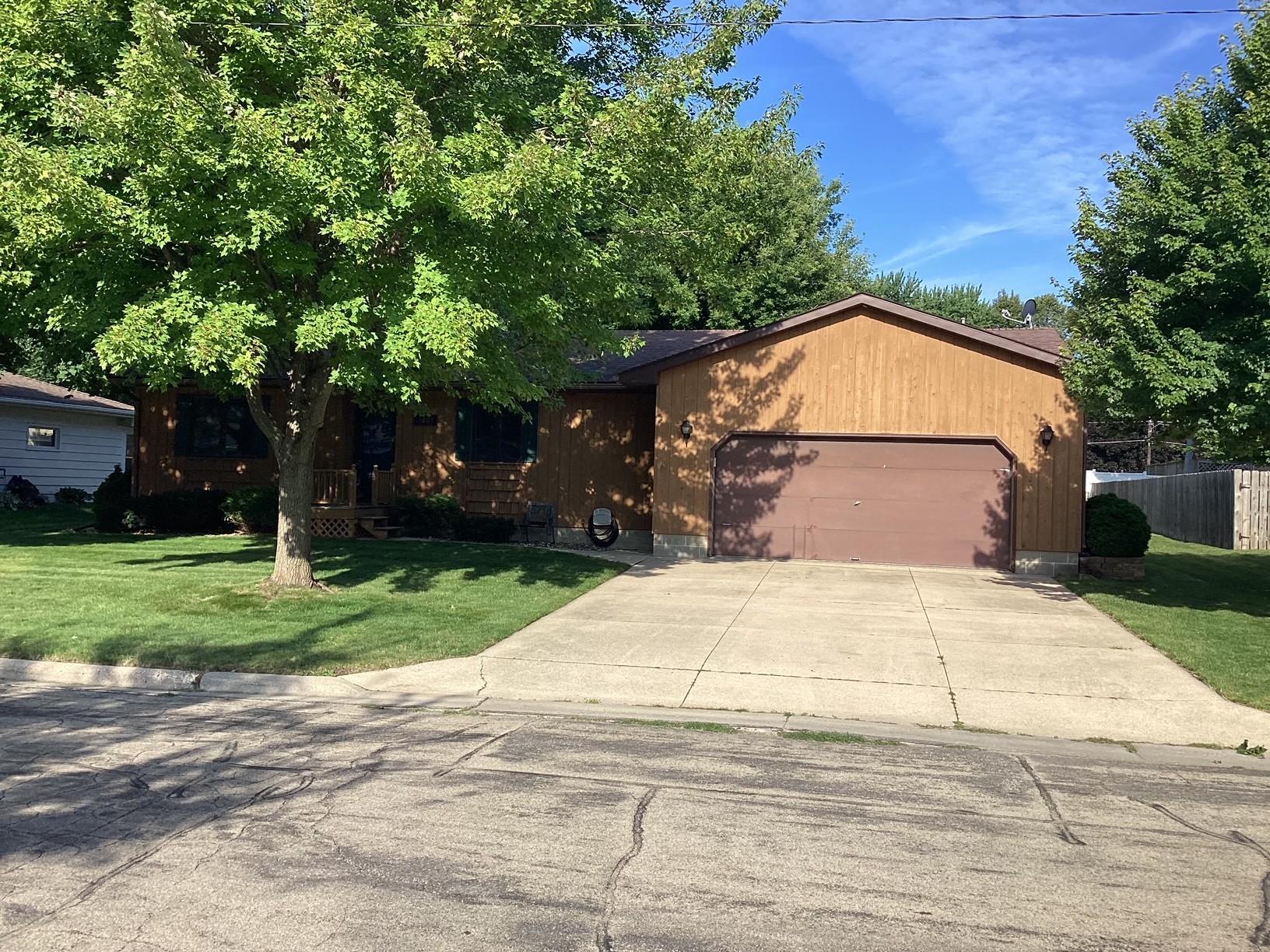 2nd image of 1601 Cheryl Ave, Albert Lea, MN 56007 | MLS# 7112603