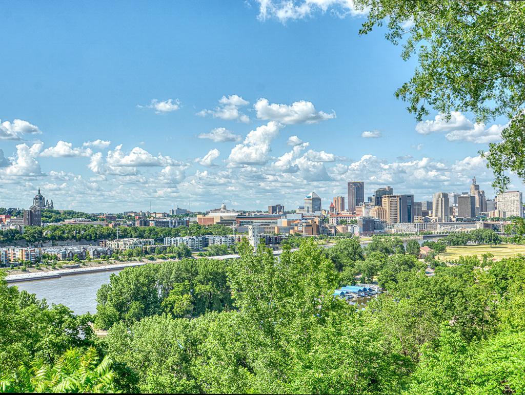 2nd image of 334 Cherokee Ave #201, Saint Paul, MN 55107 | MLS# 7112604