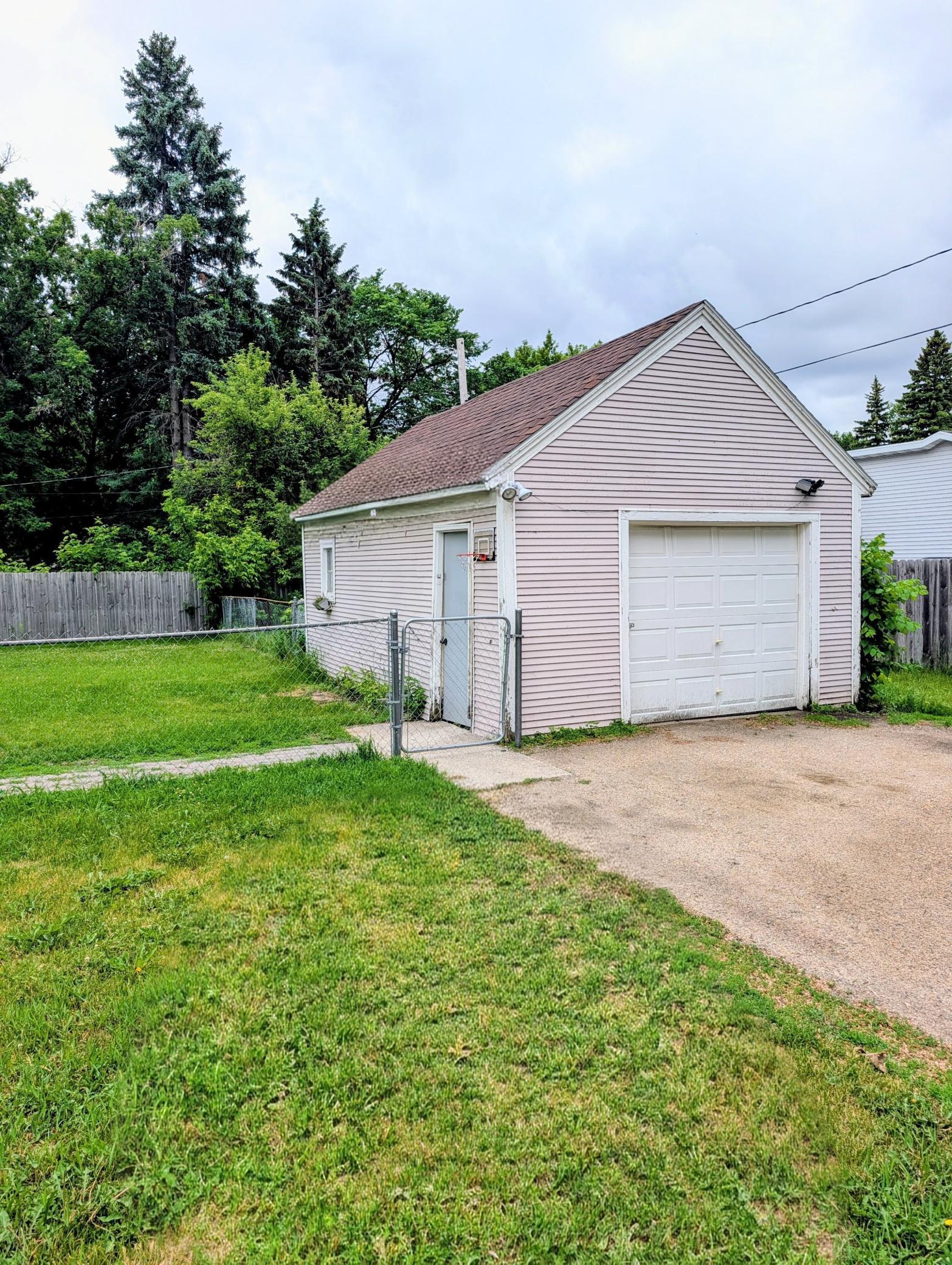 4th image of 523 11Th St N, Moorhead, MN 56560 | MLS# 7112629