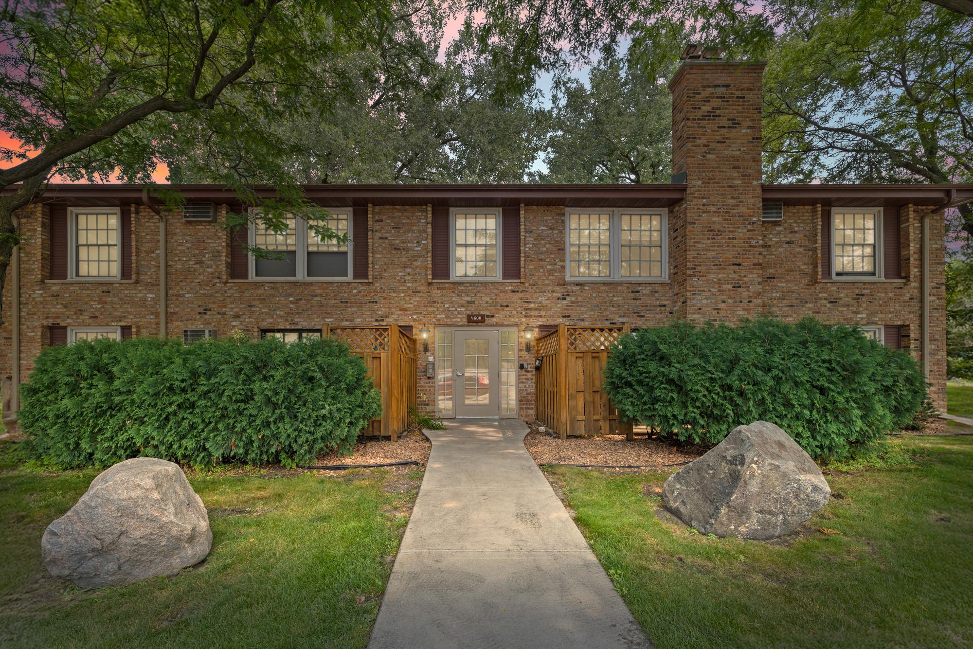 1st image of 4600 Cedar Lake Rd S #2, Saint Louis Park, MN 55416 | MLS# 7112716
