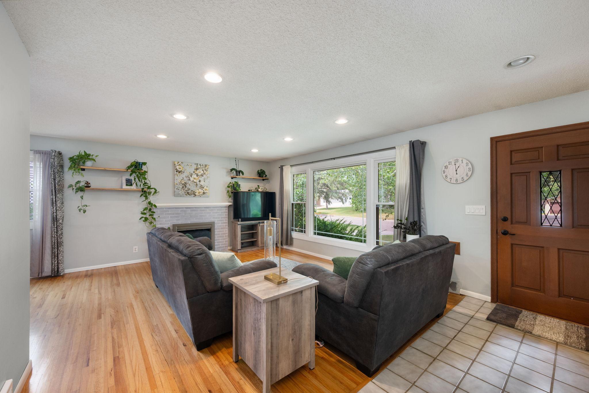 5th image of 8117 33Rd Pl N, Crystal, MN 55427 | MLS# 7112734