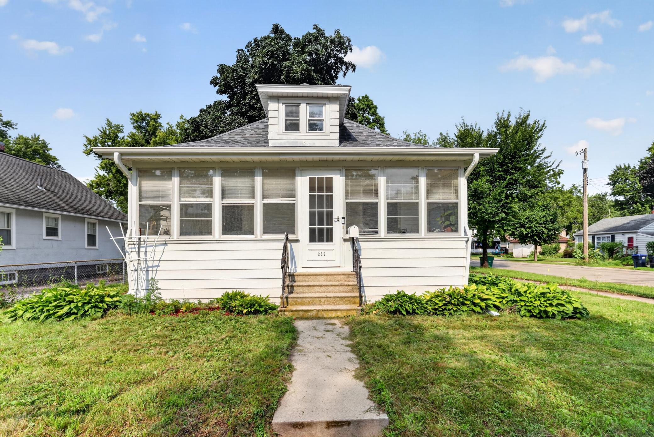 1st image of 235 10th Ave Ne, Rochester, MN 55906 | MLS# 7112821