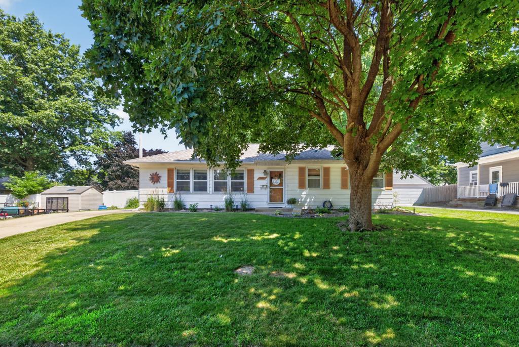 1st image of 1912 2nd Ave Sw, Austin, MN 55912 | MLS# 7112832