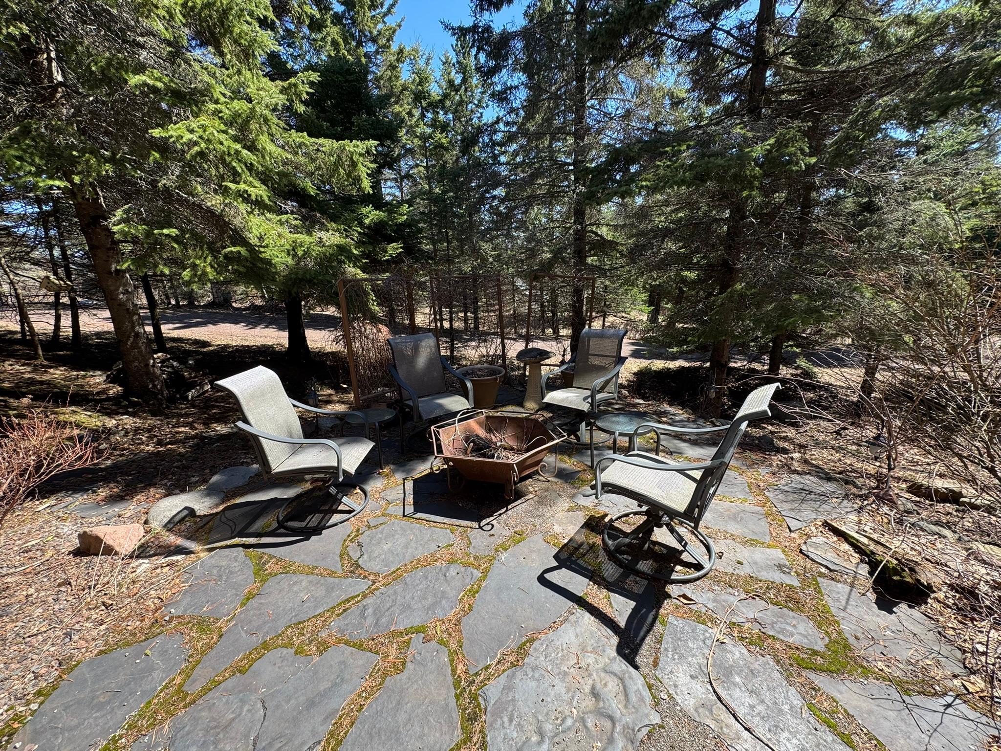 3rd image of 2472 Cliff View Cir, Two Harbors, MN 55616 | MLS# 7112972
