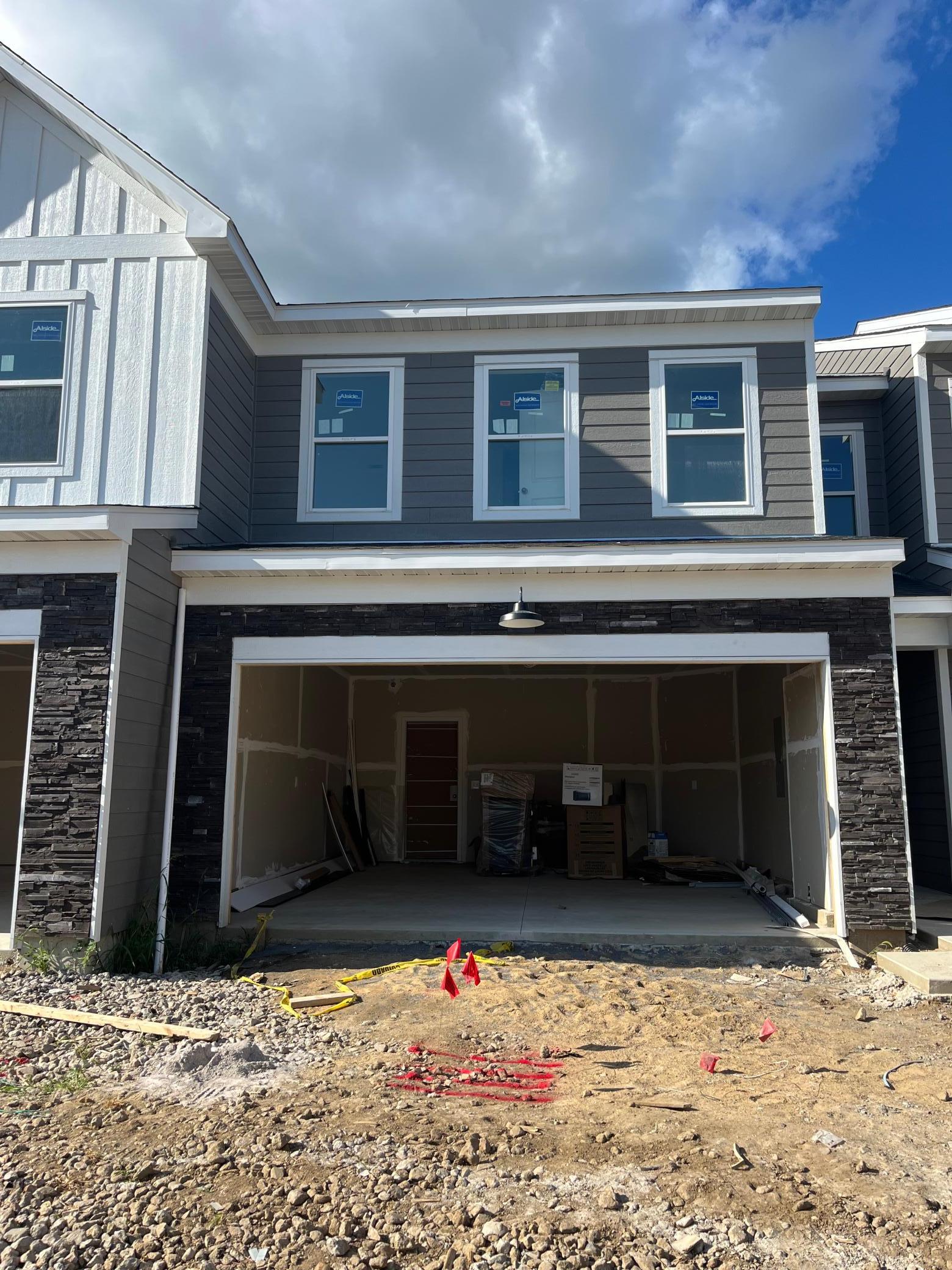 1st image of 17985 Genoa Dr, Lakeville, MN 55044 | MLS# 7112992