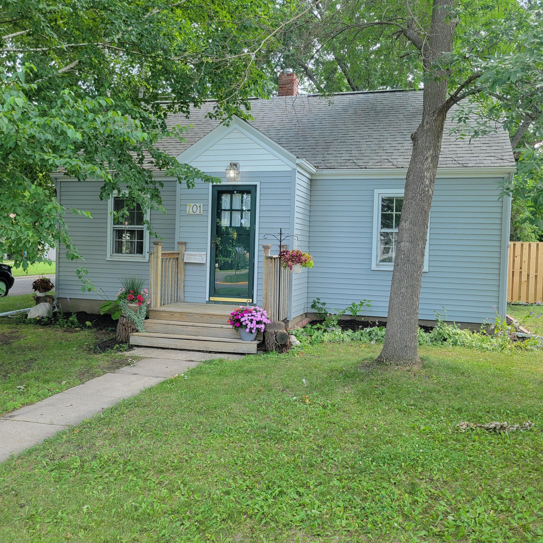 1st image of 701 W Laurel St, Fergus Falls, MN 56537 | MLS# 7112995