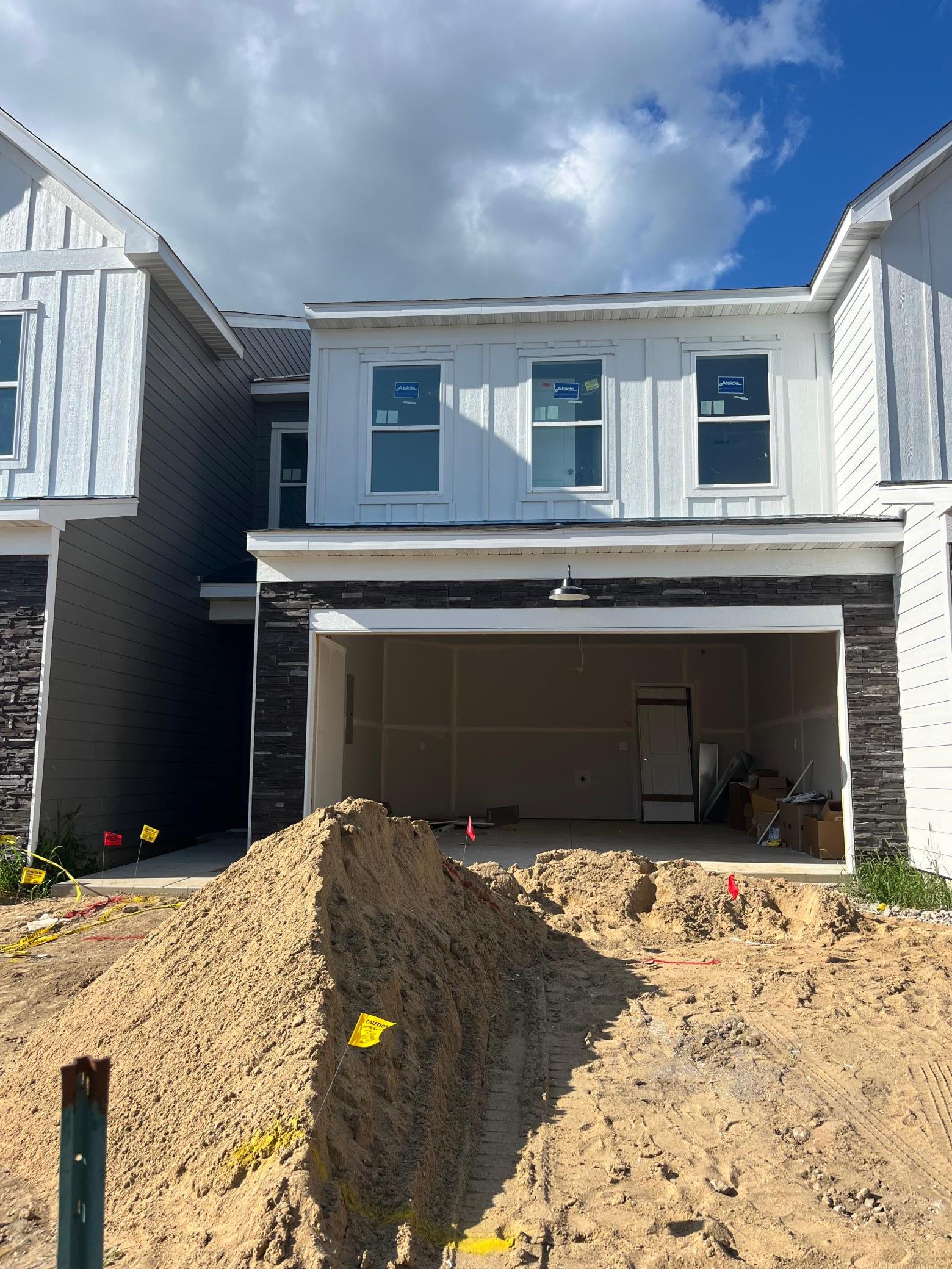 1st image of 17981 Genoa Dr, Lakeville, MN 55044 | MLS# 7112998