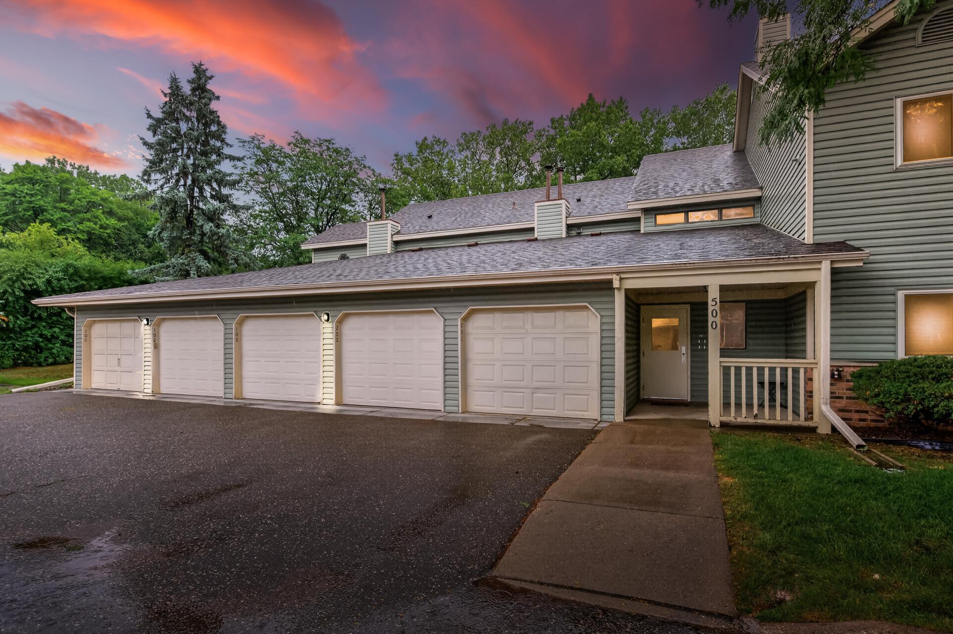 1st image of 500 Etna St #102, Saint Paul, MN 55106 | MLS# 7113042