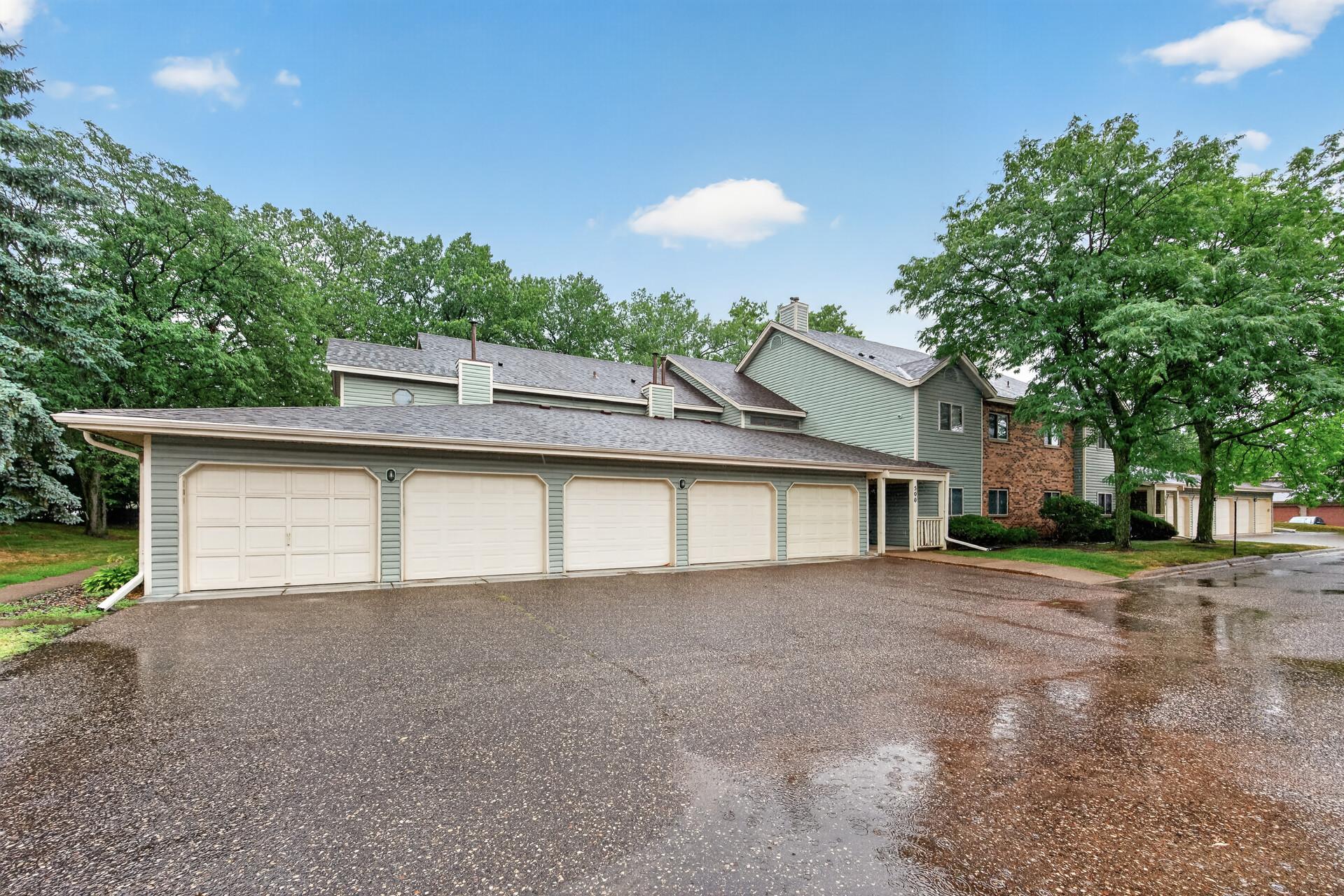 4th image of 500 Etna St, Saint Paul, MN 55106