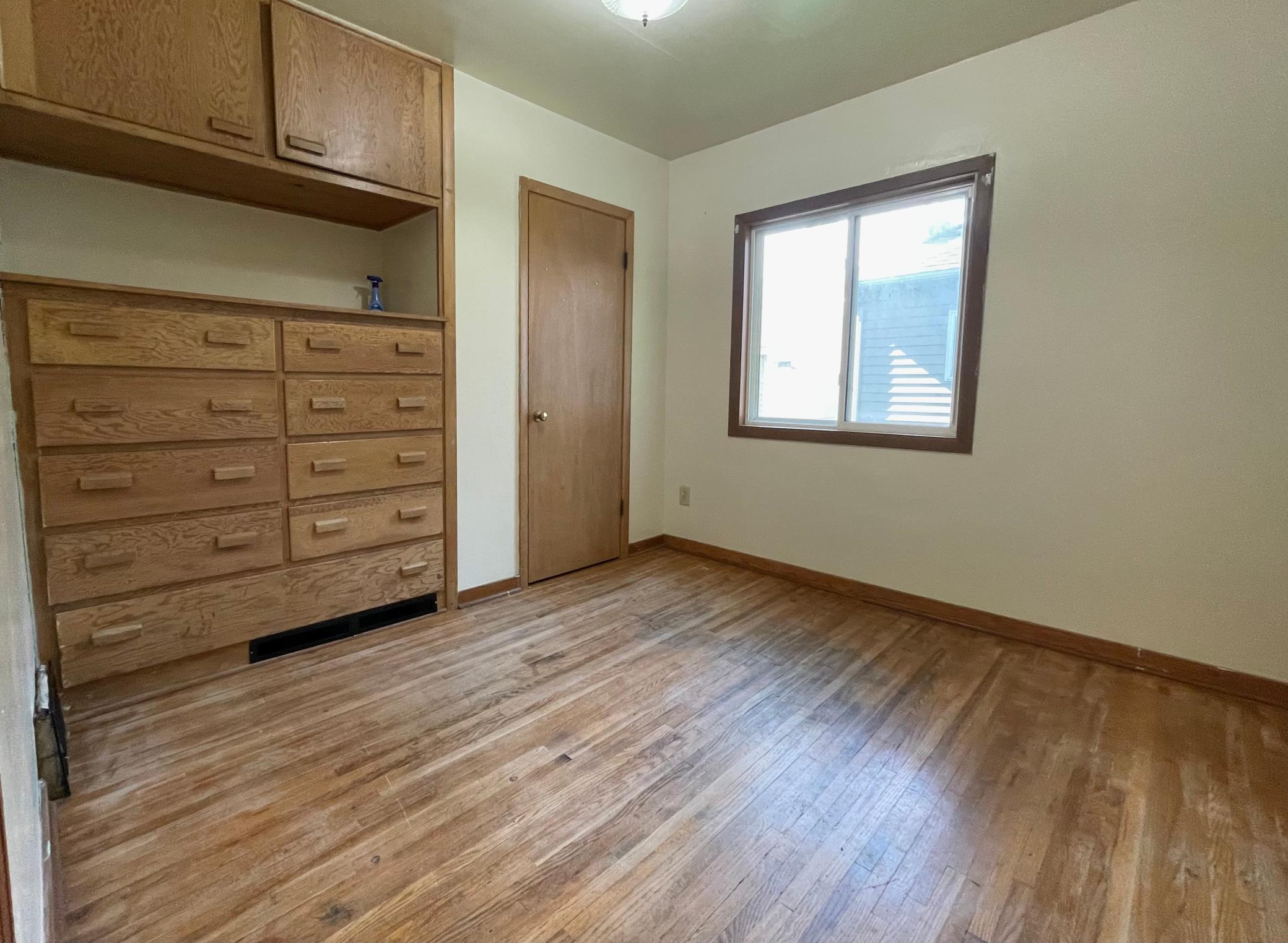 4th image of 918 Jefferson Ave, Albert Lea, MN 56007 | MLS# 7113049