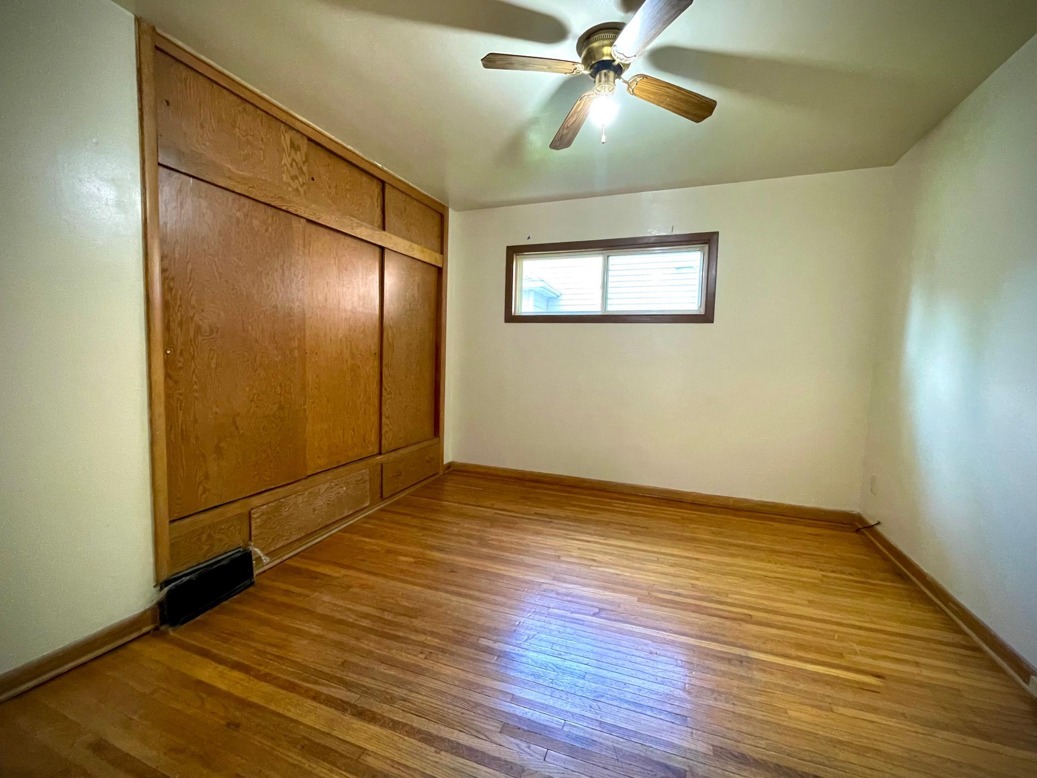 3rd image of 918 Jefferson Ave, Albert Lea, MN 56007 | MLS# 7113049
