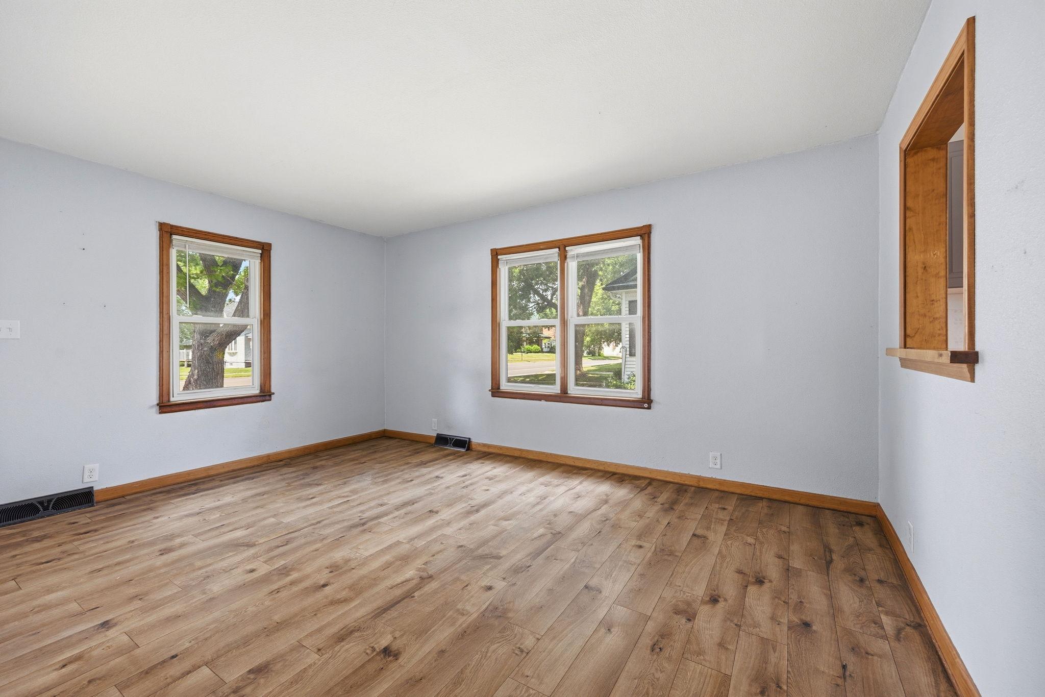 5th image of 260 Buffalo Ave S, Montrose, MN 55363 | MLS# 7113054