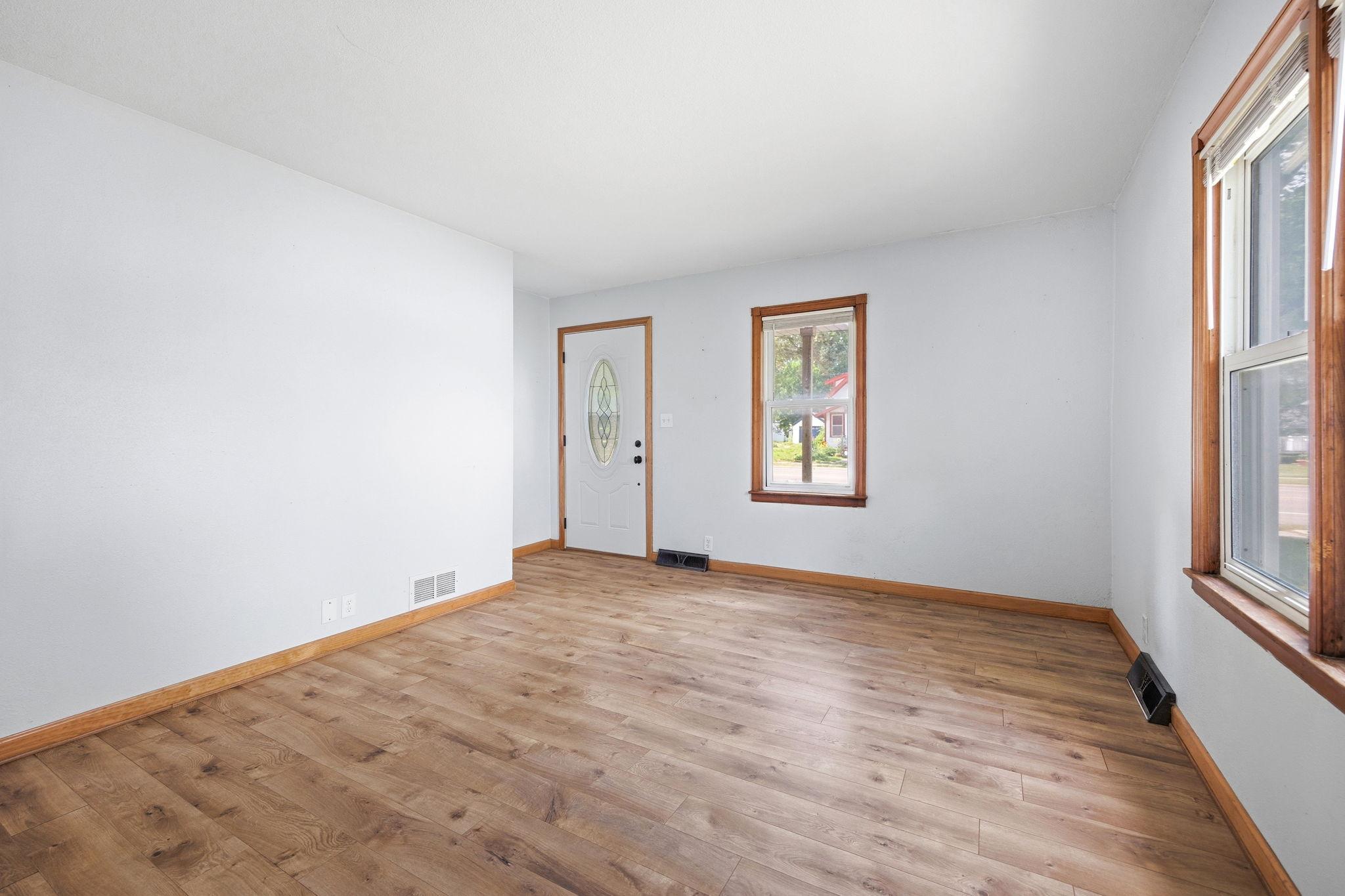 4th image of 260 Buffalo Ave S, Montrose, MN 55363 | MLS# 7113054