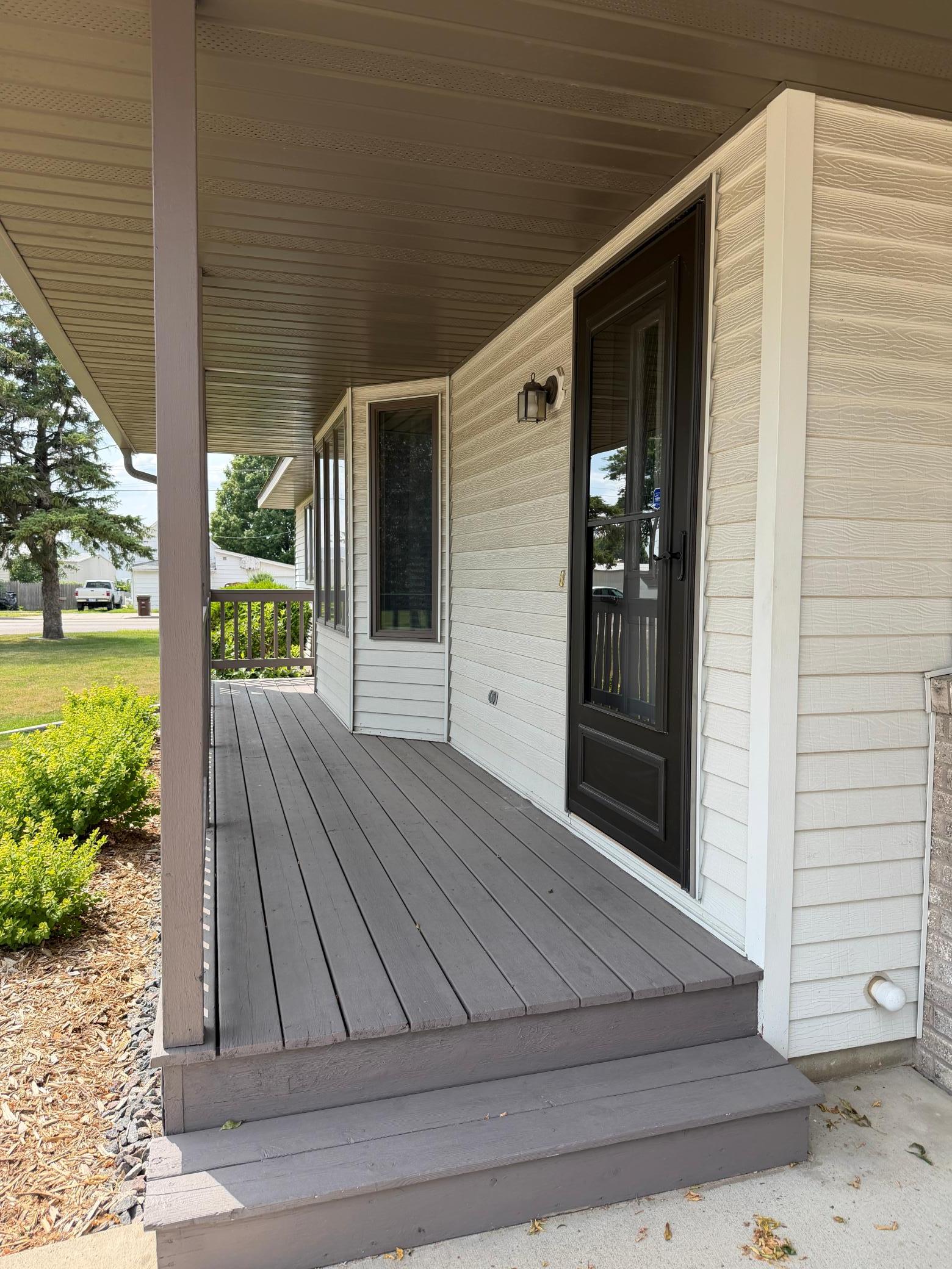 2nd image of 10 George St E, Maple Lake, MN 55358 | MLS# 7113057