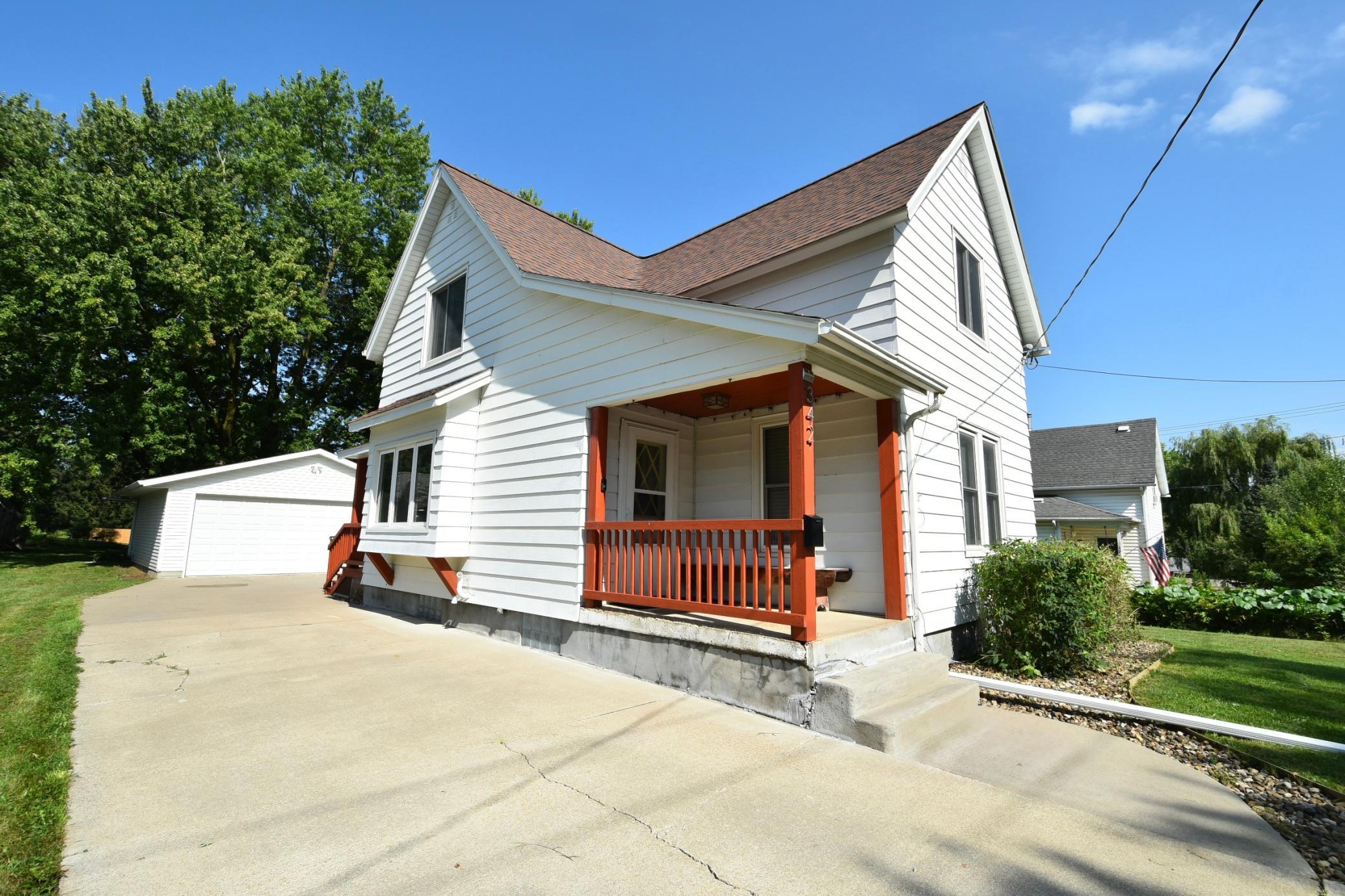 3rd image of 342 2Nd Ave, Zumbrota, MN 55992 | MLS# 7113079