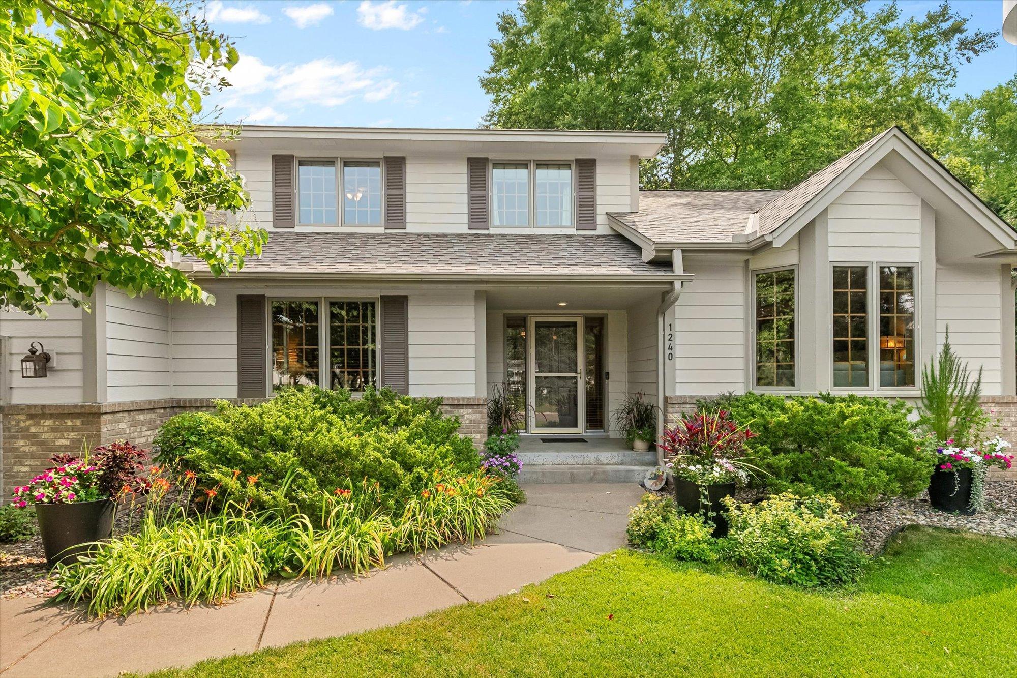 43rd image of 1240 Bucher Ave, Saint Paul, MN 55126 | MLS# 7113125
