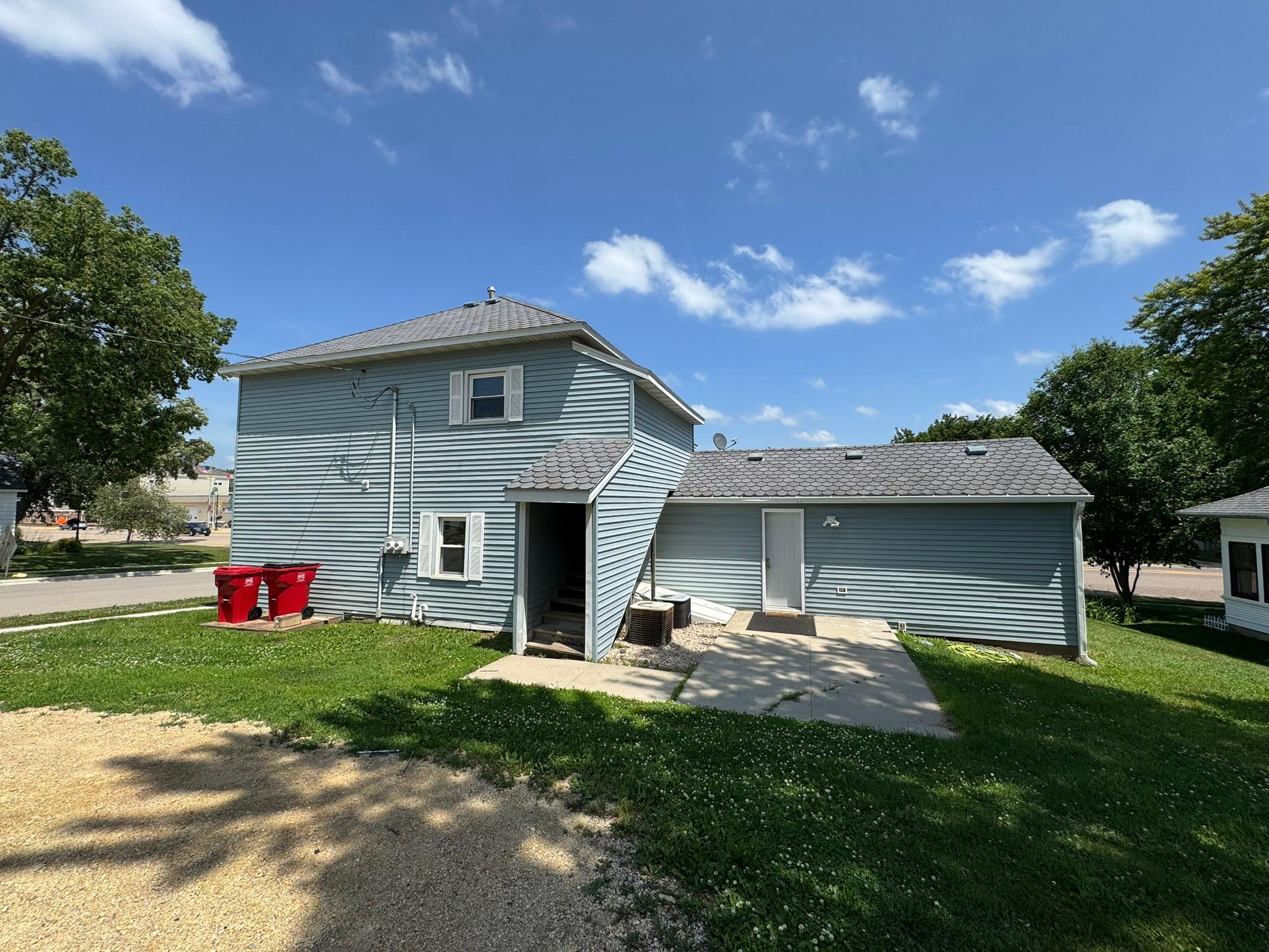 2nd image of 400 S Main St, Pine Island, MN 55963 | MLS# 7113128