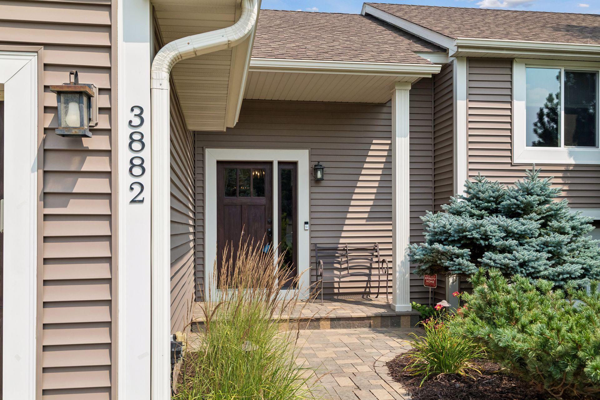 3rd image of 3882 Mersey Wy, Saint Paul, MN 55123 | MLS# 7113163