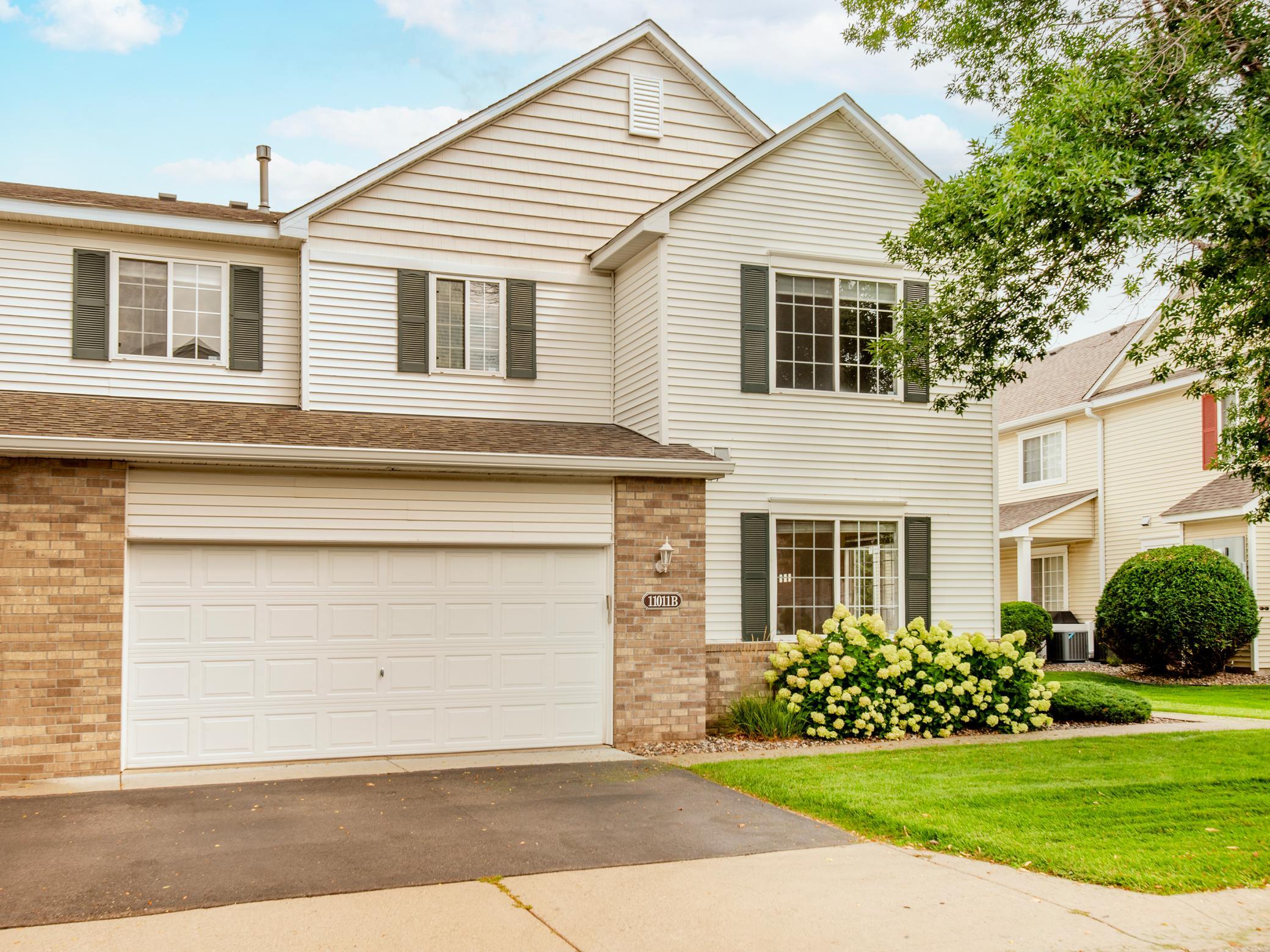 4th image of 11011 Oak Grove Cir #B, Saint Paul, MN 55129 | MLS# 7113167