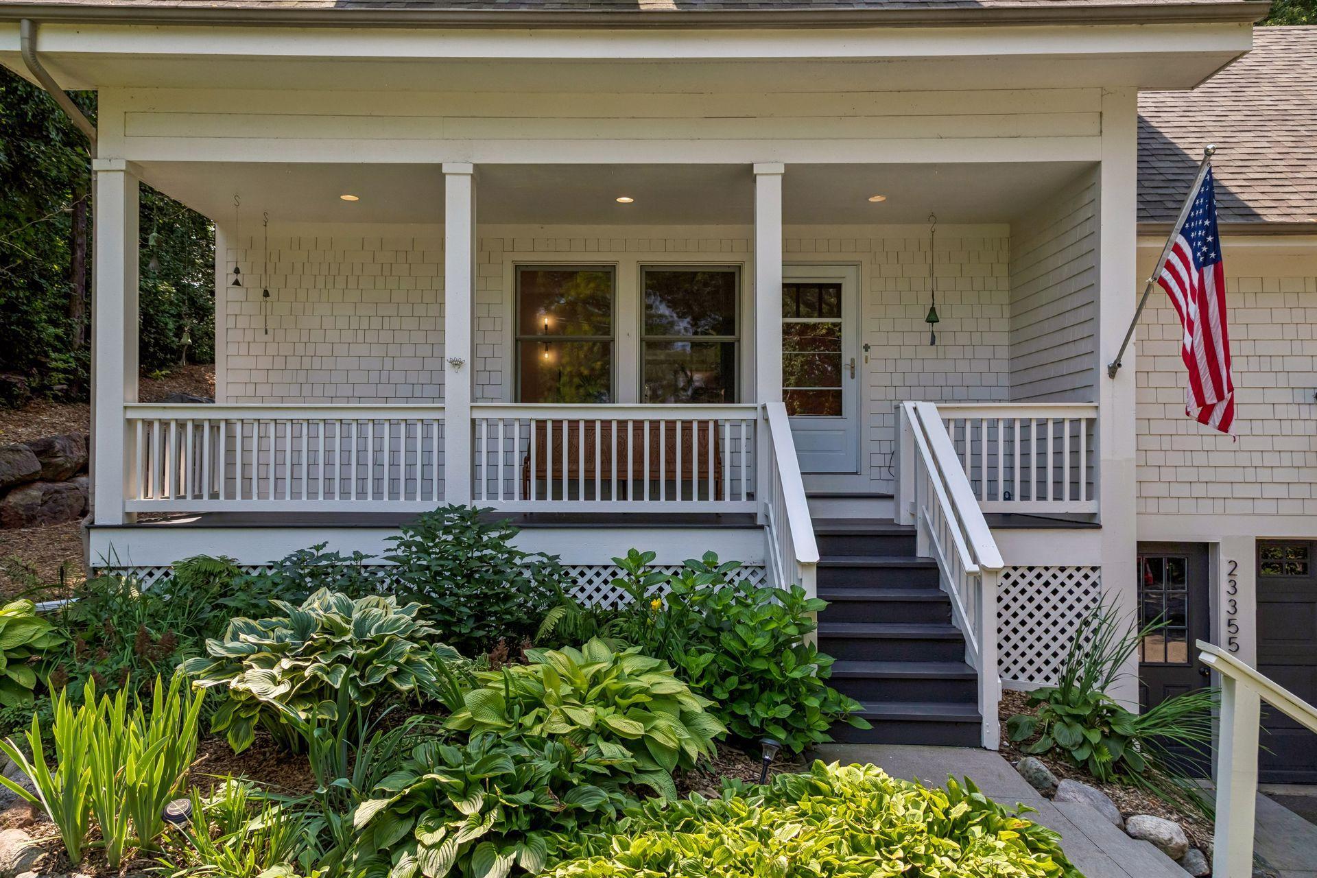 2nd image of 23355 Academy Ave, Excelsior, MN 55331 | MLS# 7113188