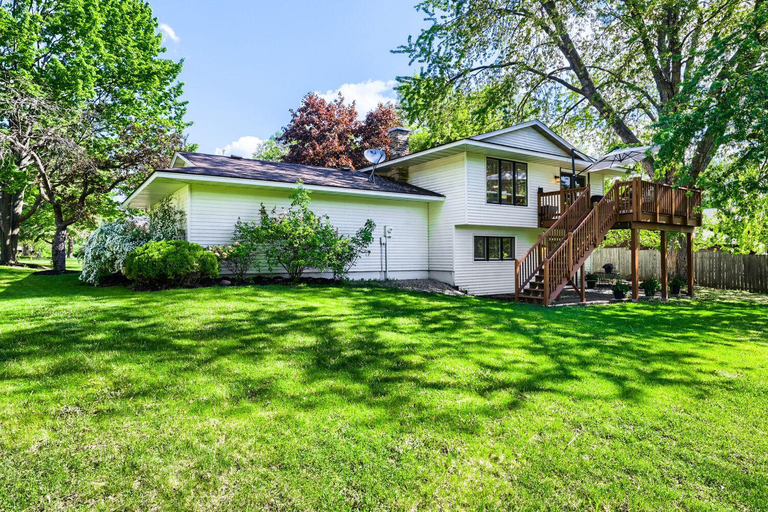 24th image of 503 Highland Dr, Chanhassen, MN 55317 | MLS# 7113191