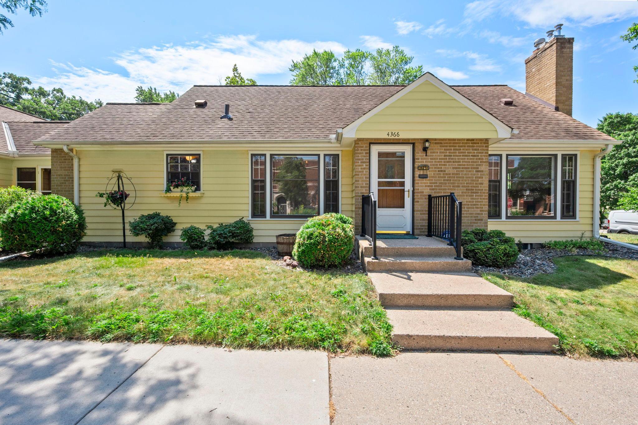 2nd image of 4366 Thomas Ave N, Minneapolis, MN 55412 | MLS# 7113194