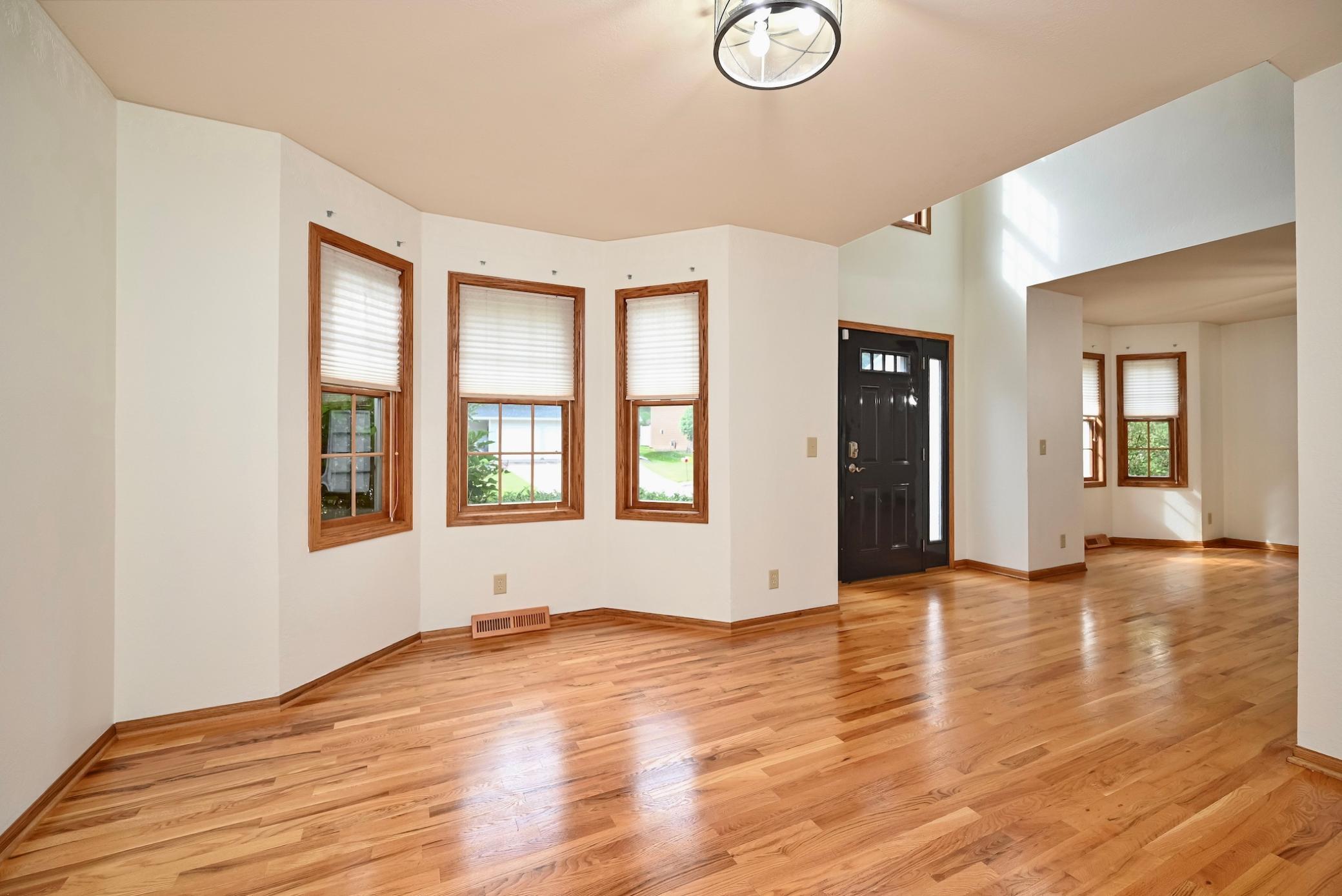 4th image of 1555 48Th Ave, Winona, MN 55987 | MLS# 7113201