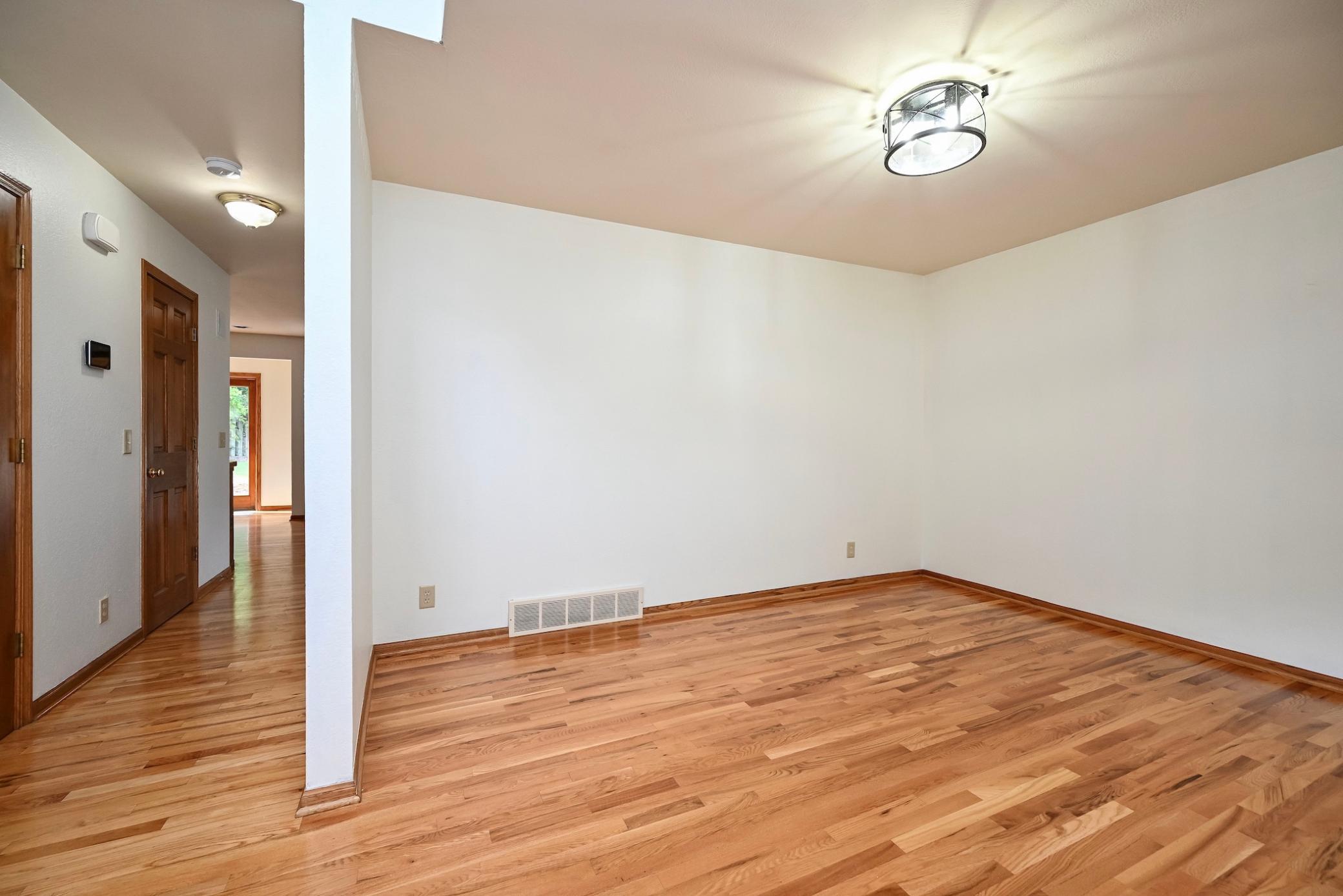 5th image of 1555 48Th Ave, Winona, MN 55987 | MLS# 7113201