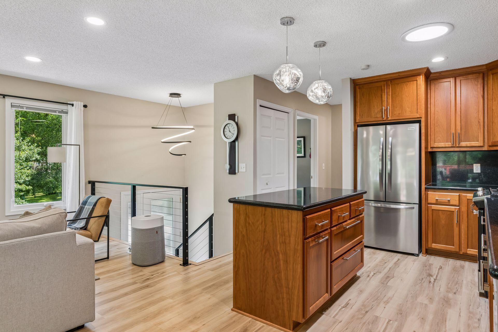 3rd image of 7603 Zinnia Wy, Maple Grove, MN 55311 | MLS# 7113244