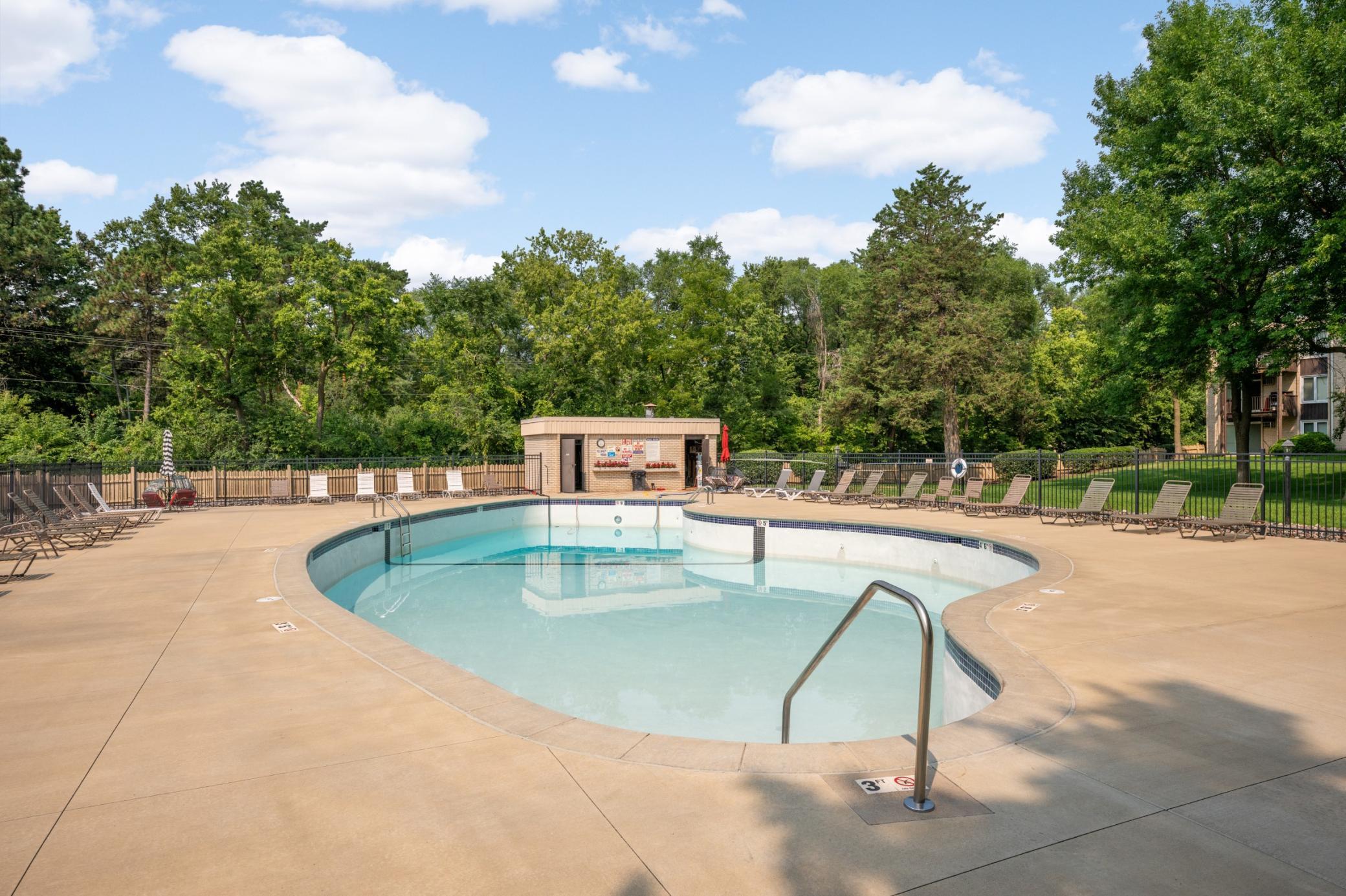 2nd image of 9400 Old Cedar Ave S, Minneapolis, MN 55425