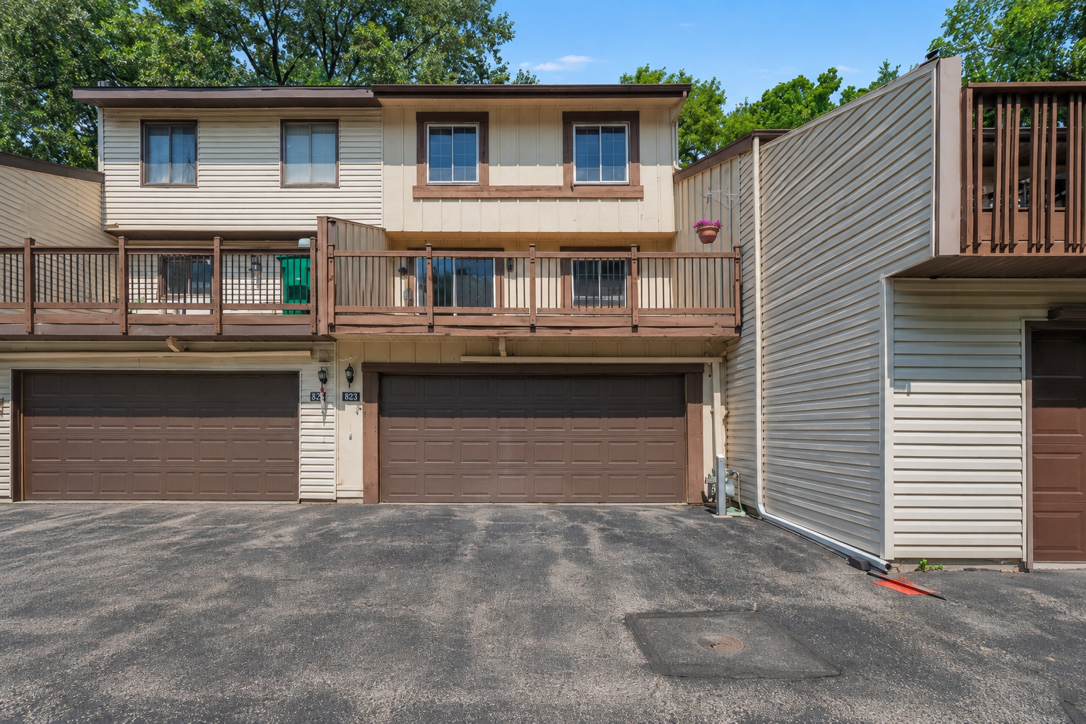 3rd image of 293 River Woods Ln, Burnsville, MN 55337 | MLS# 7113263