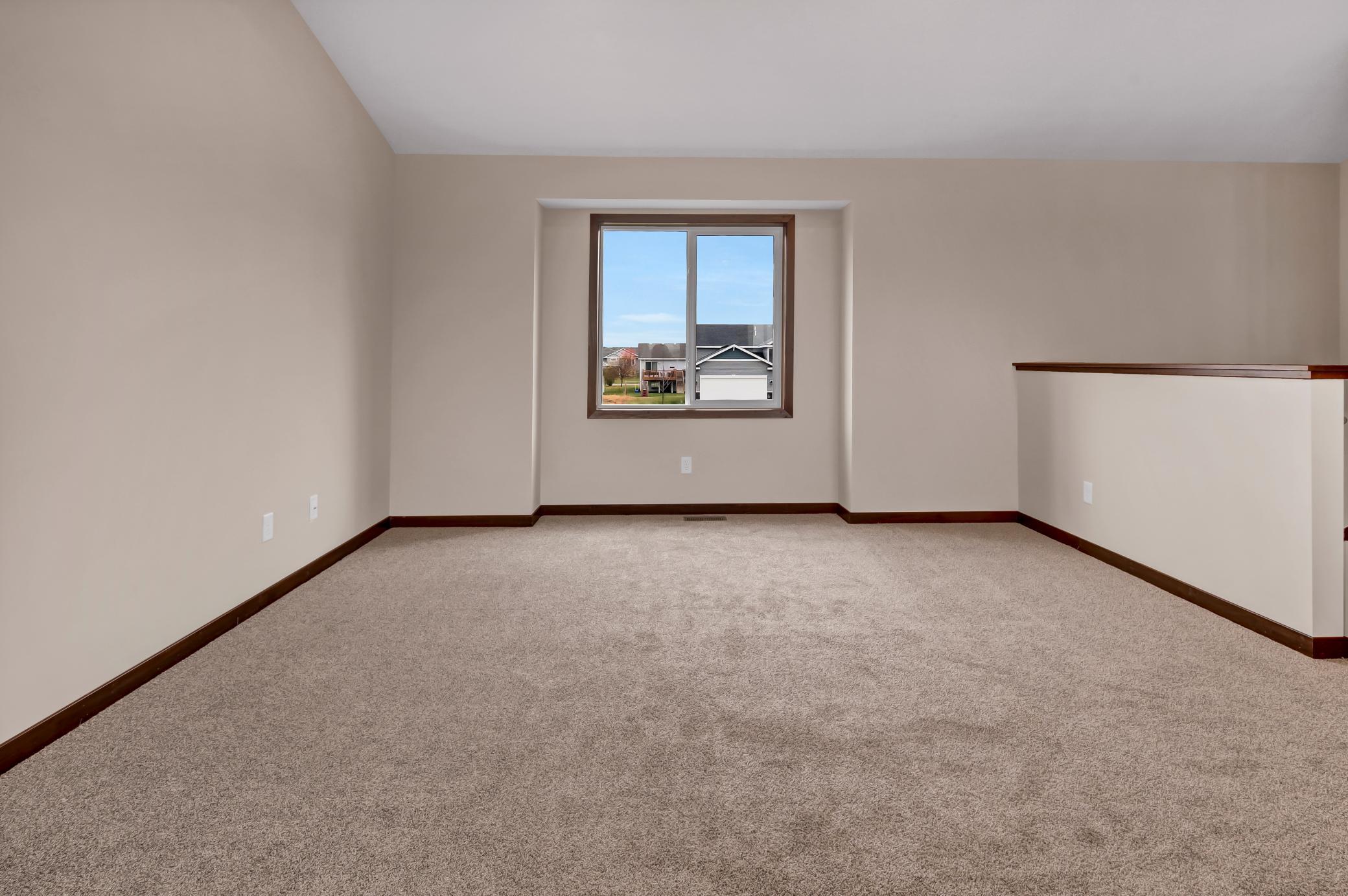 4th image of 960 3Rd Ave Sw, Rice, MN 56367 | MLS# 7113265