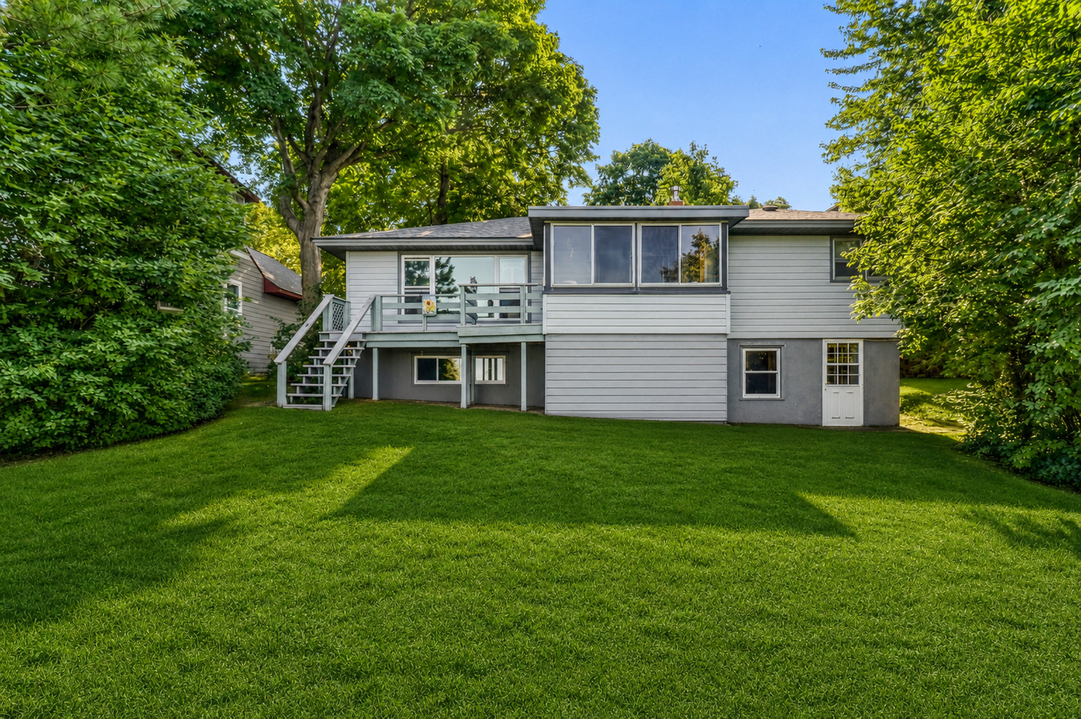 2nd image of 1360 E Shore Dr, Detroit Lakes, MN 56501 | MLS# 7113266