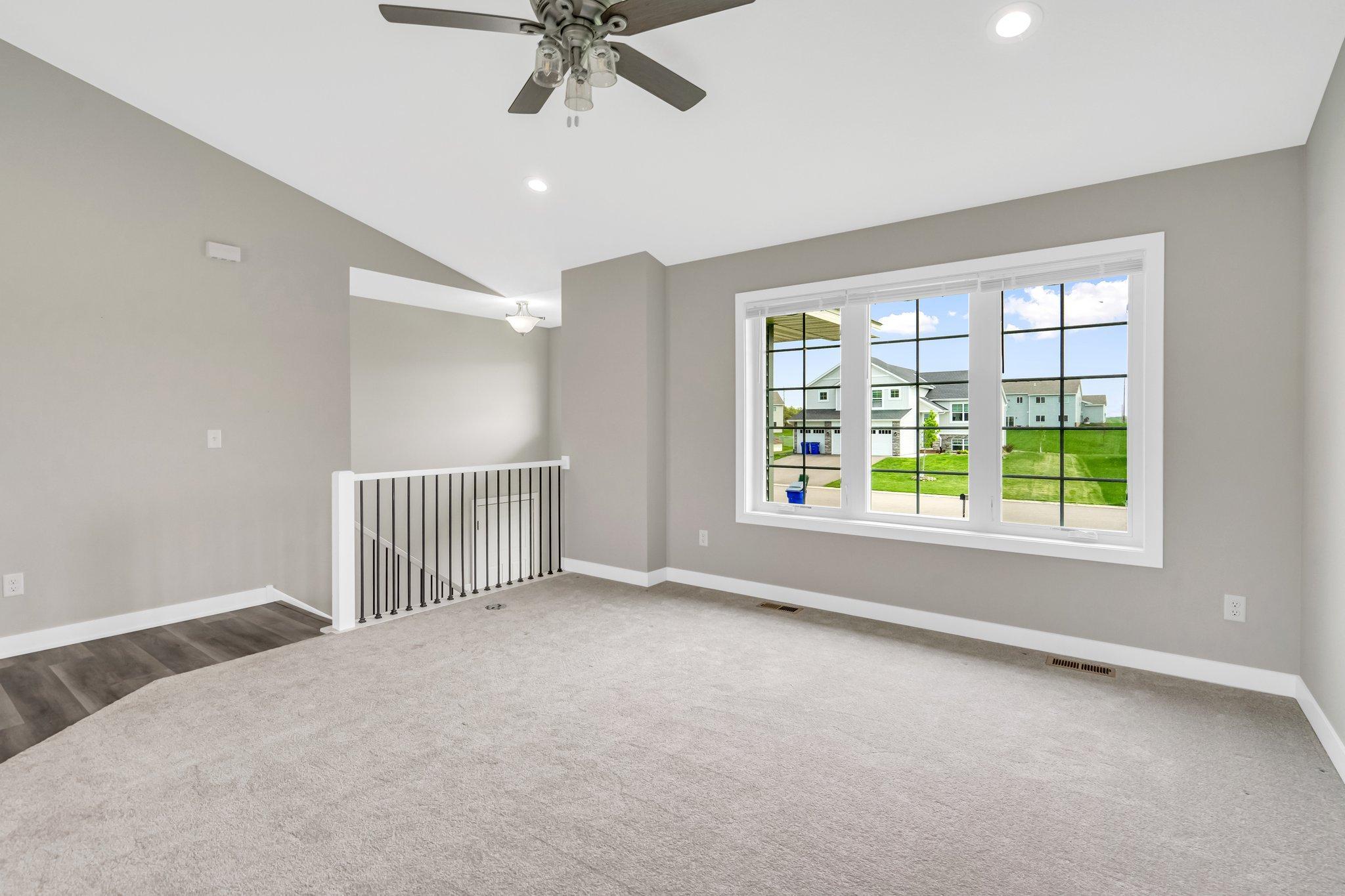 4th image of 335 Cypress St, Somerset, WI 54025 | MLS# 7113282