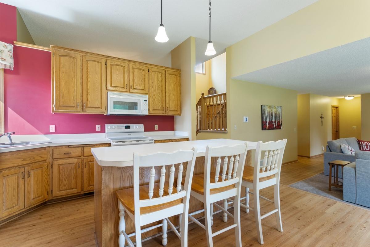 5th image of 9112 Dunbar Knl N, Brooklyn Park, MN 55443 | MLS# 7113284