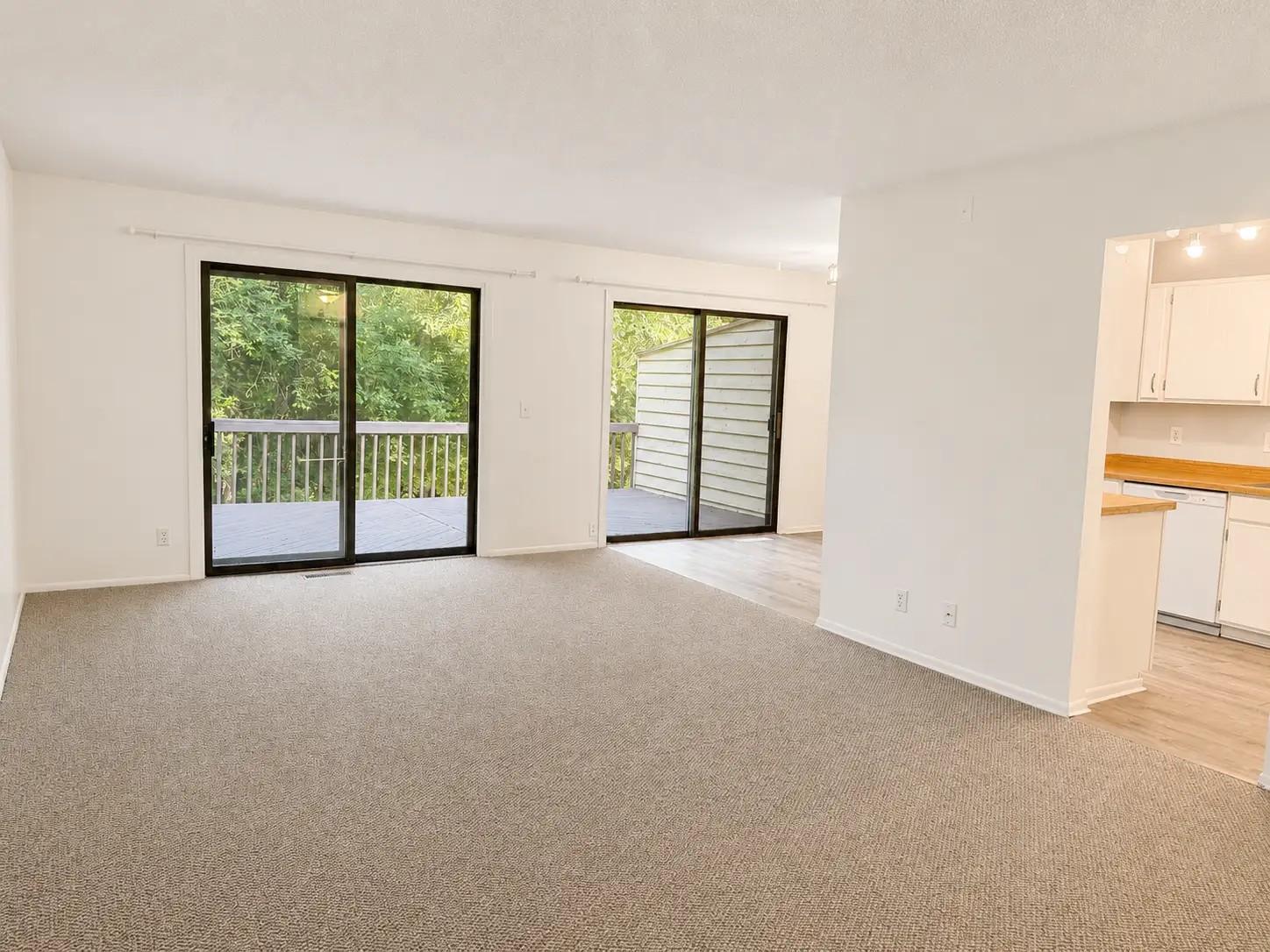 3rd image of 240 W Eagle Lake Dr, Maple Grove, MN 55369 | MLS# 7113286
